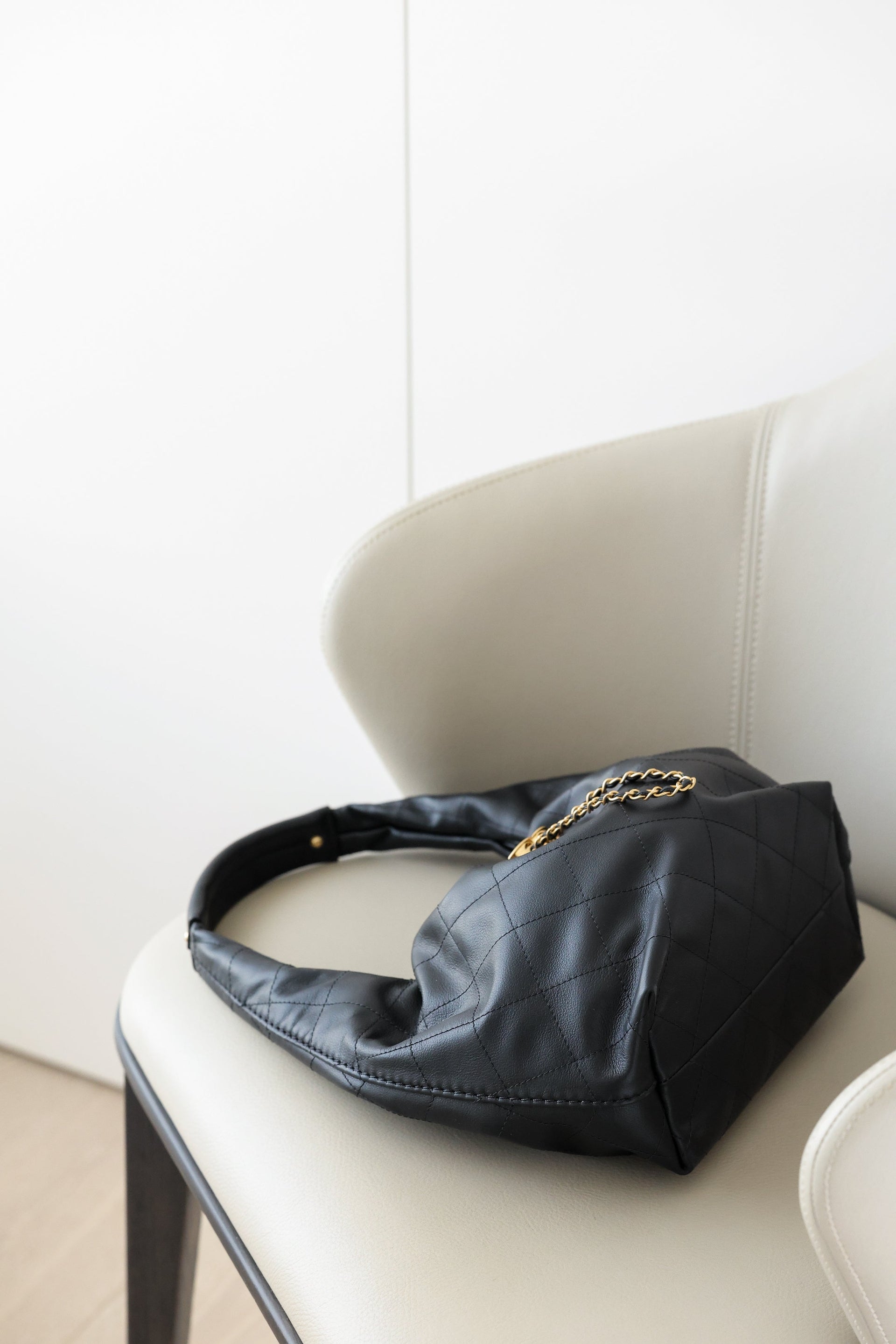CC 26C SMALL HOBO BAG