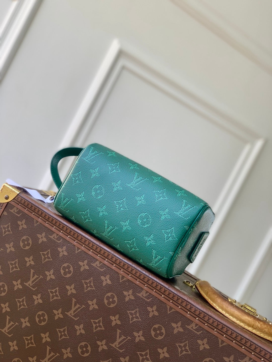 LOU DOPP KIT TOILETRY BAG