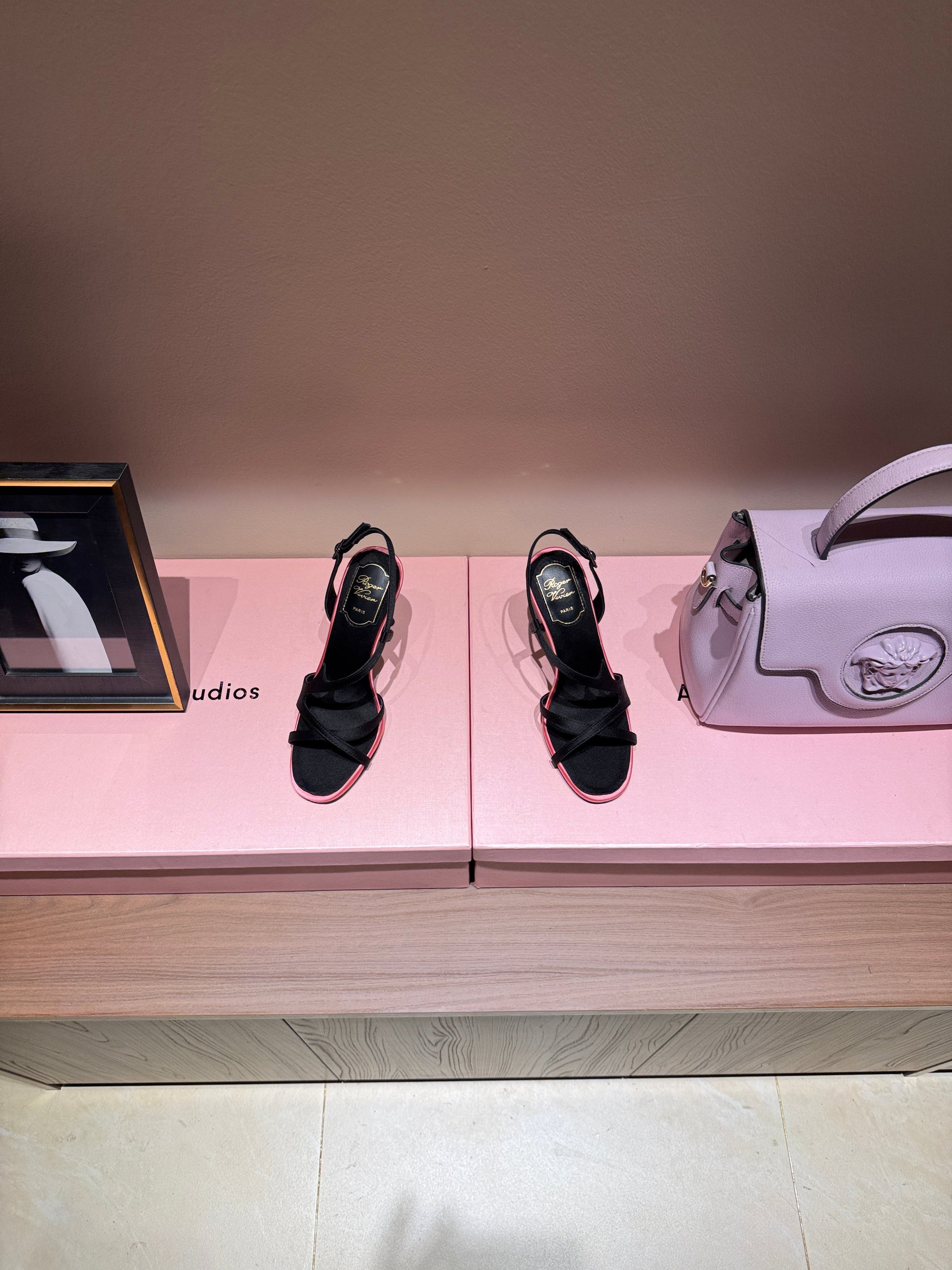 ROGER V HEELS