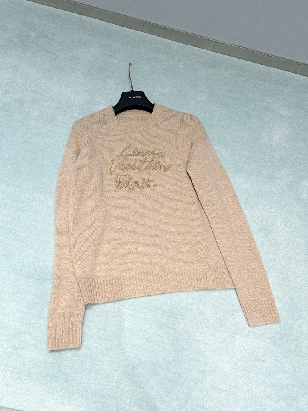 LOU JUMPER