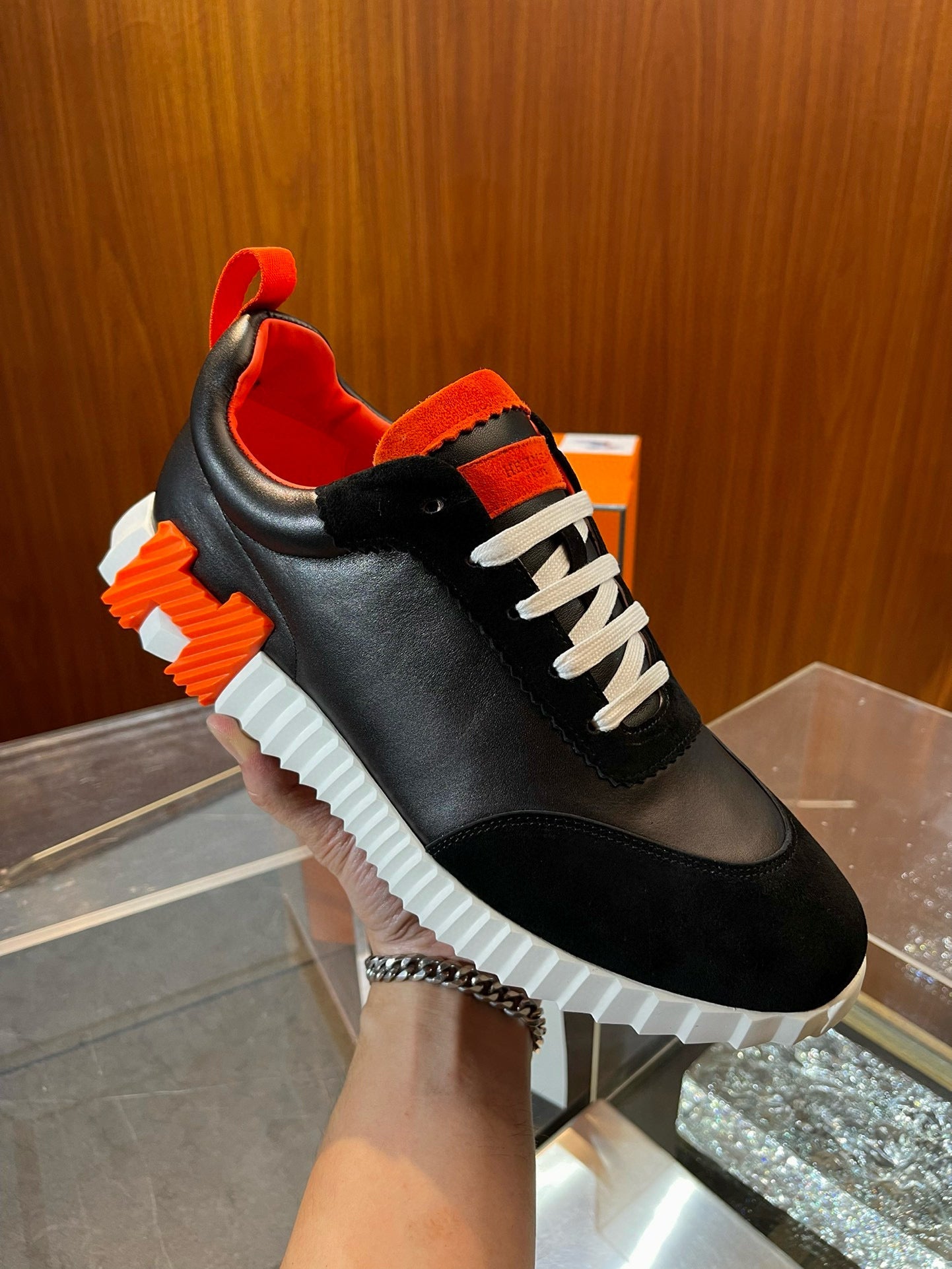 HERM BOUNCING SNEAKERS