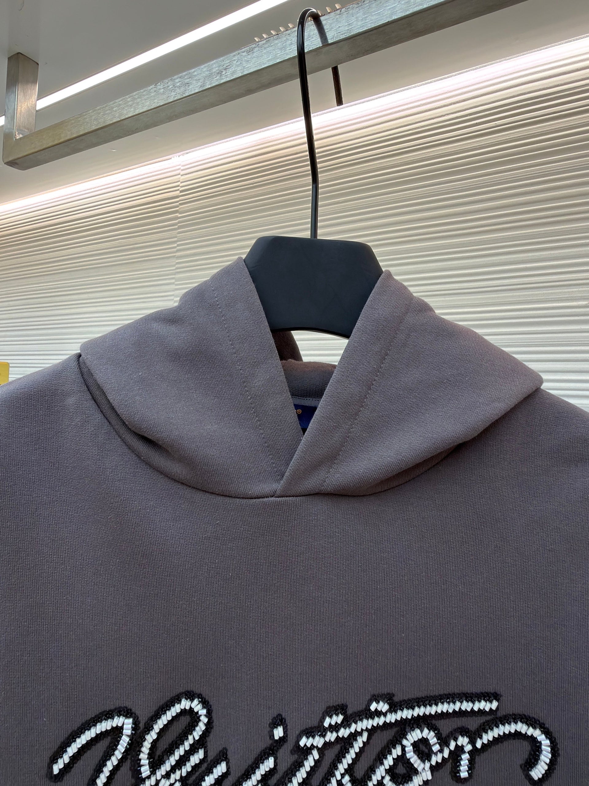 LOU HOODIE