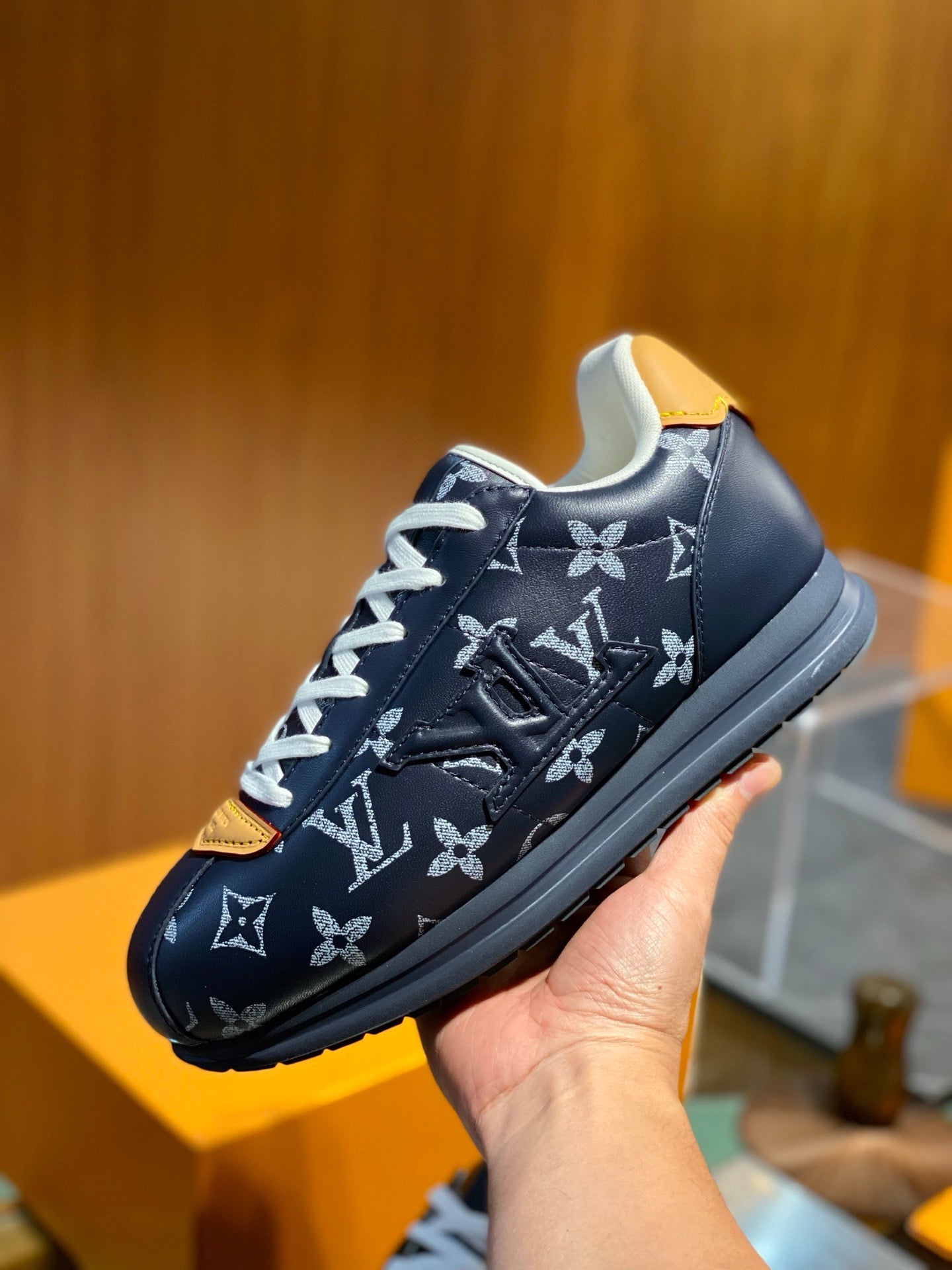 LOU BUTTERSOFT SNEAKERS