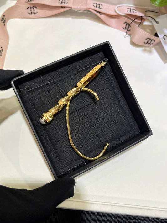 CC EARCUFF