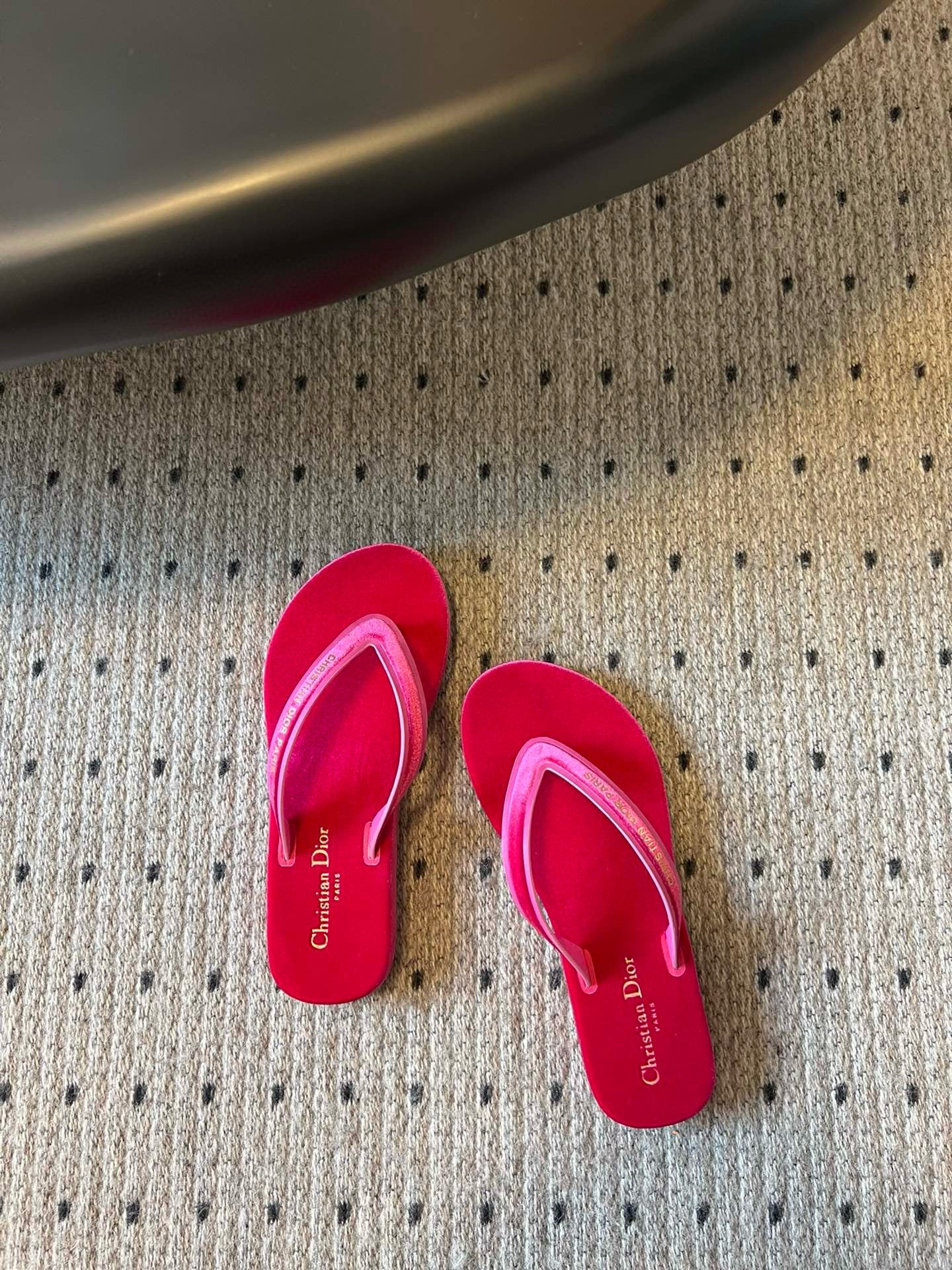 CD THONG SANDAL