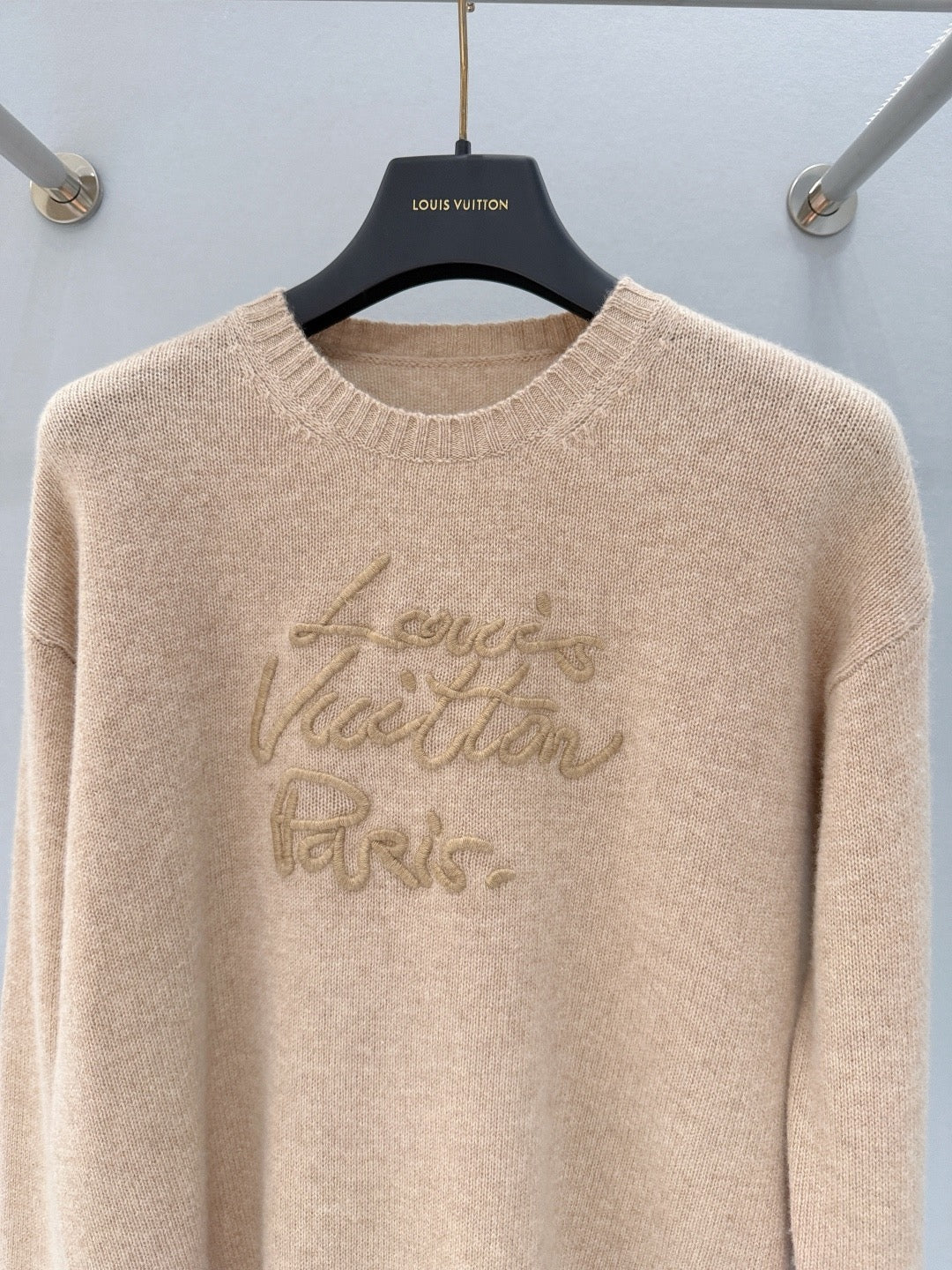 LOU JUMPER
