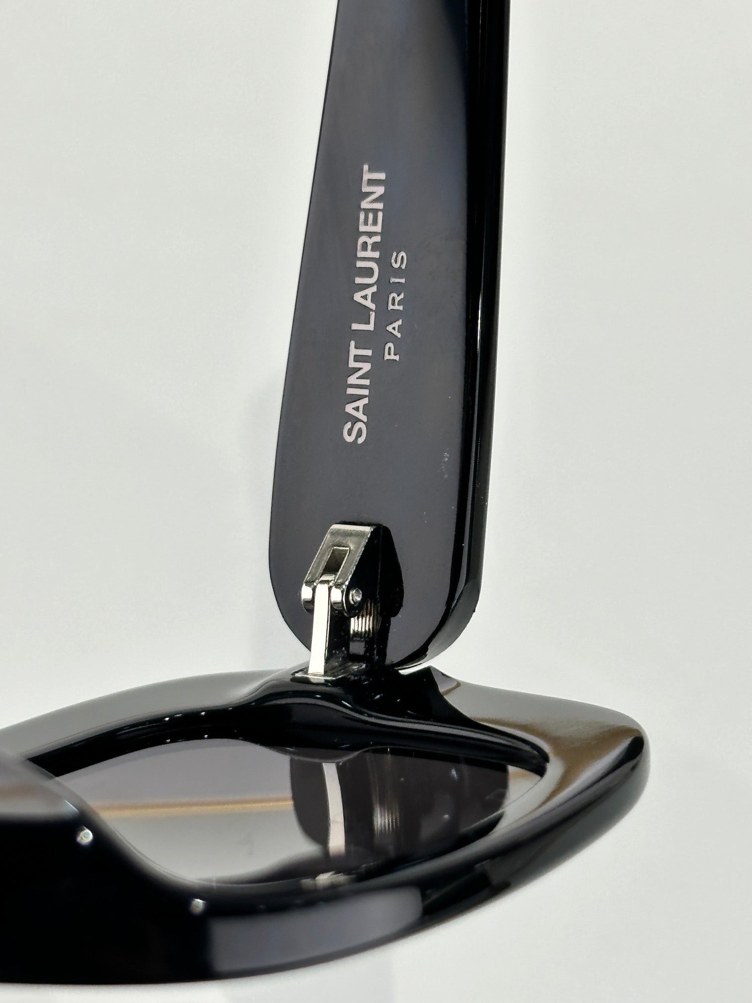 SL SUNGLASSES