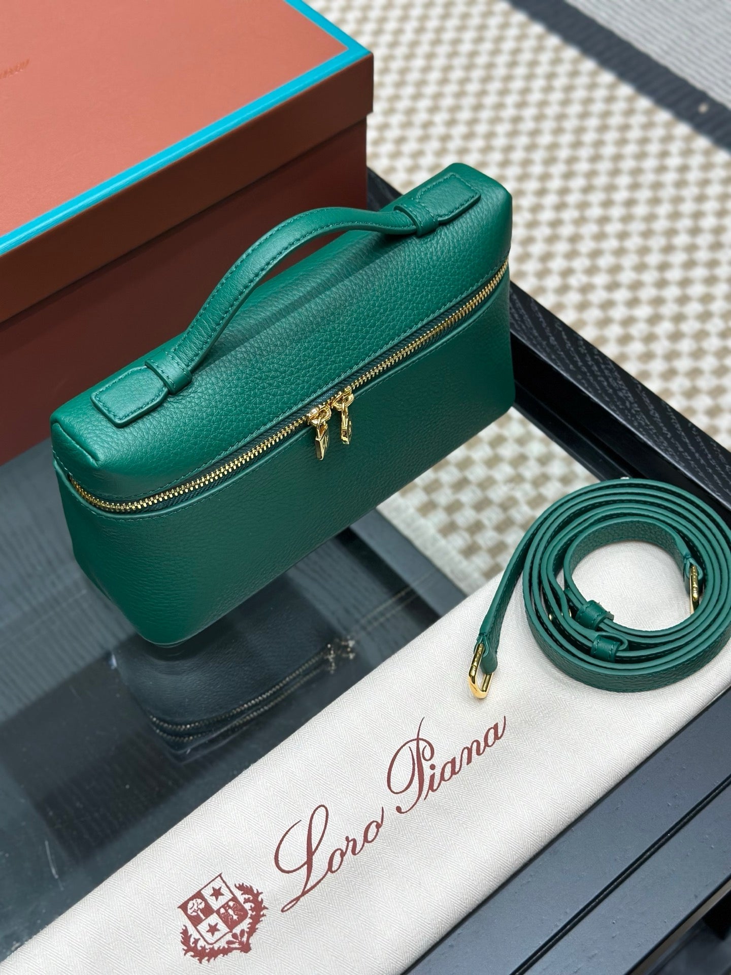 LORO P EXTRA POCKET L19 BAG