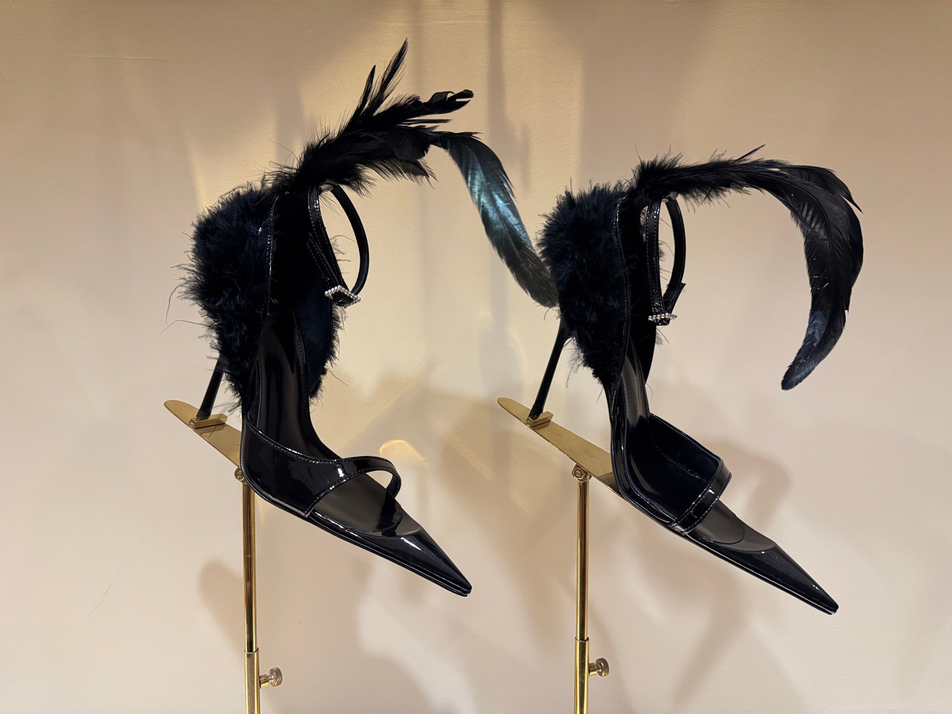 SL HEELS