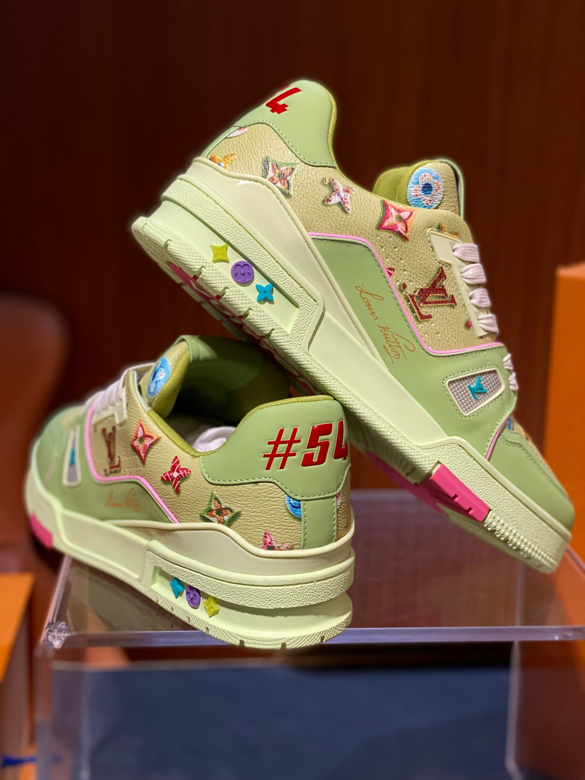 LOU SNEAKERS