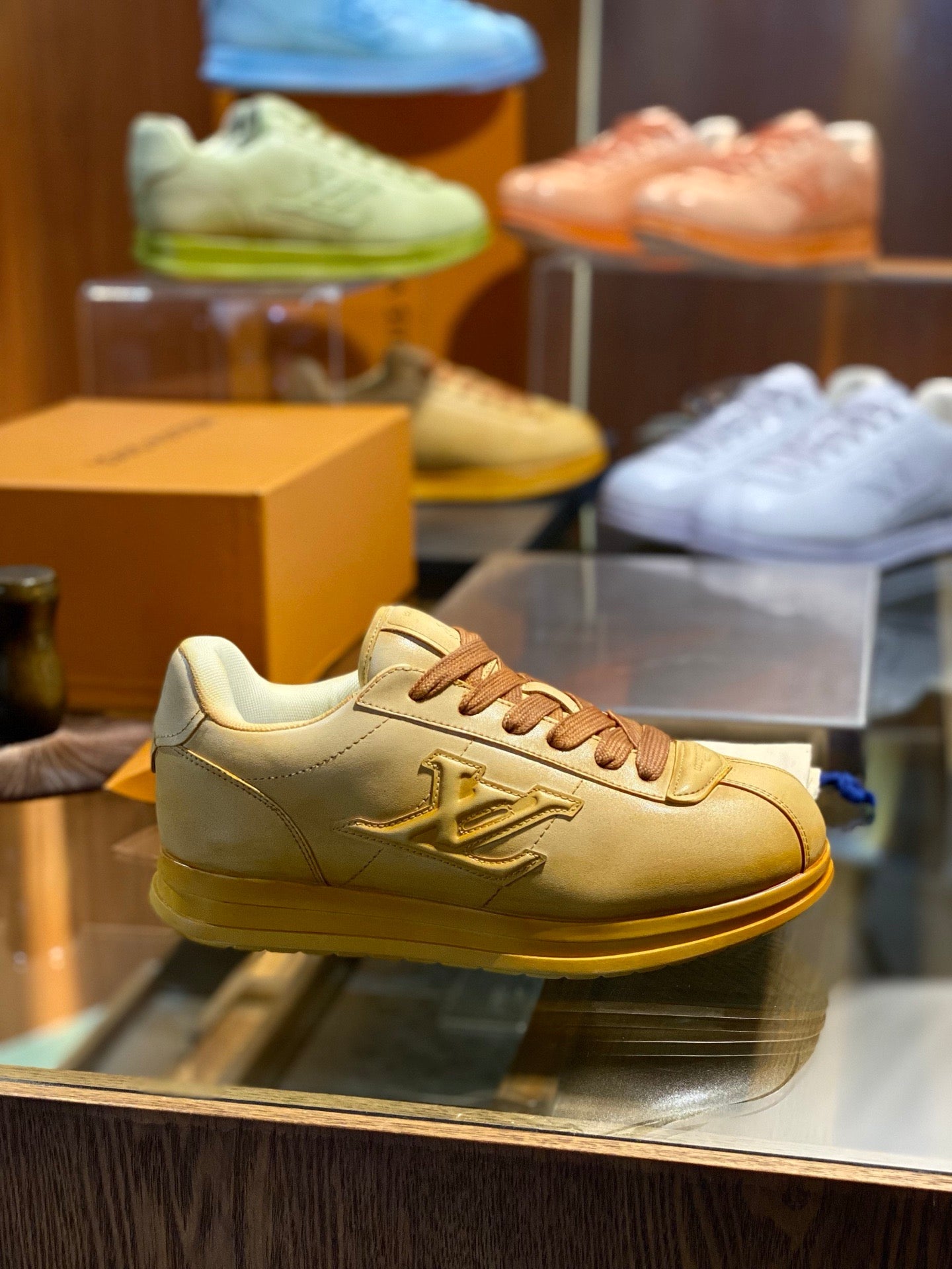 LOU BUTTERSOFT SNEAKERS
