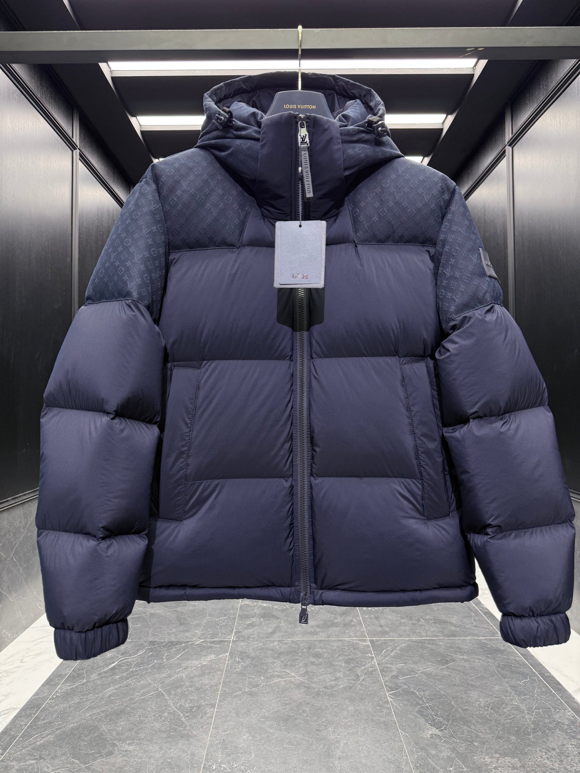 LOU PUFFER JACKET