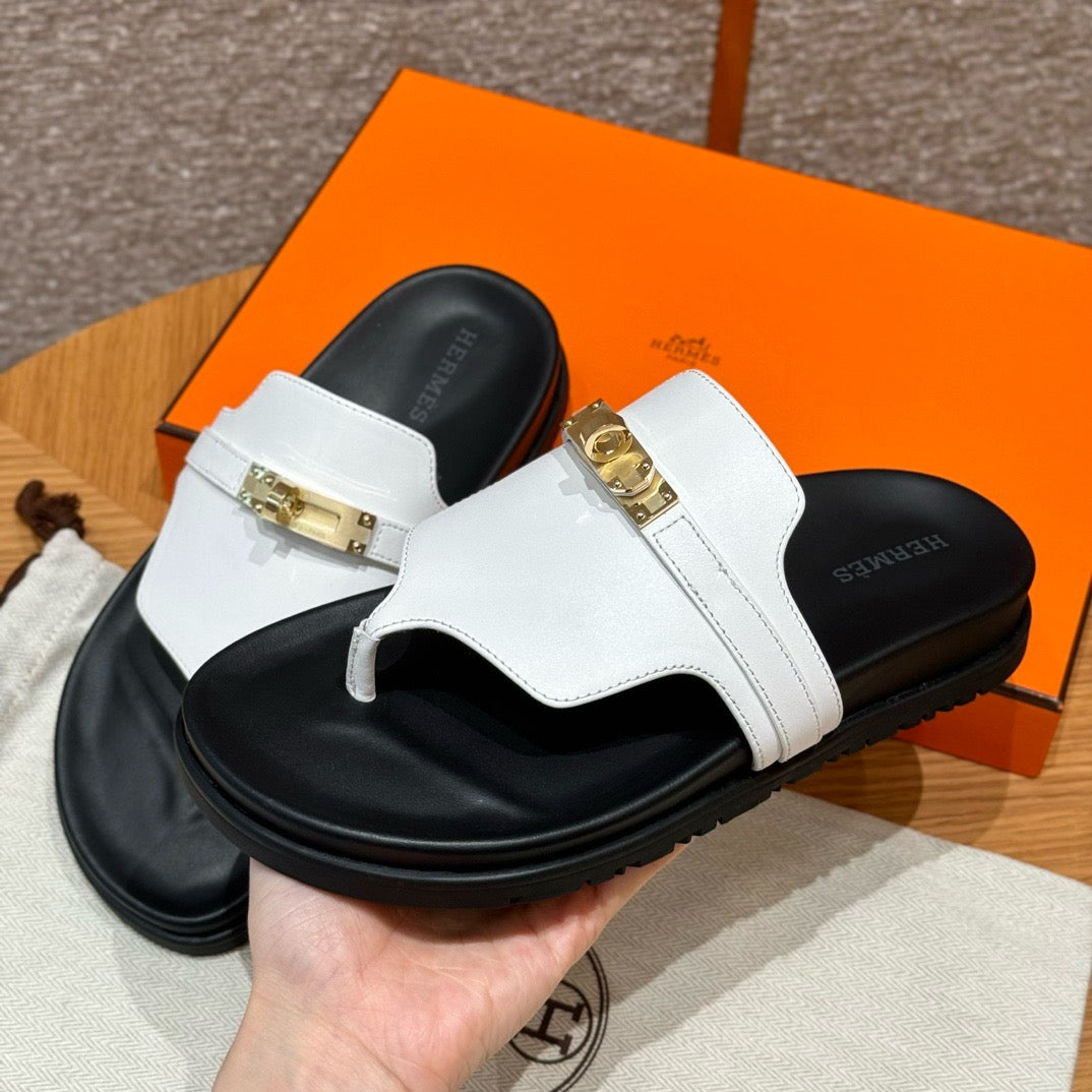 HERM EMPIRE SANDALS