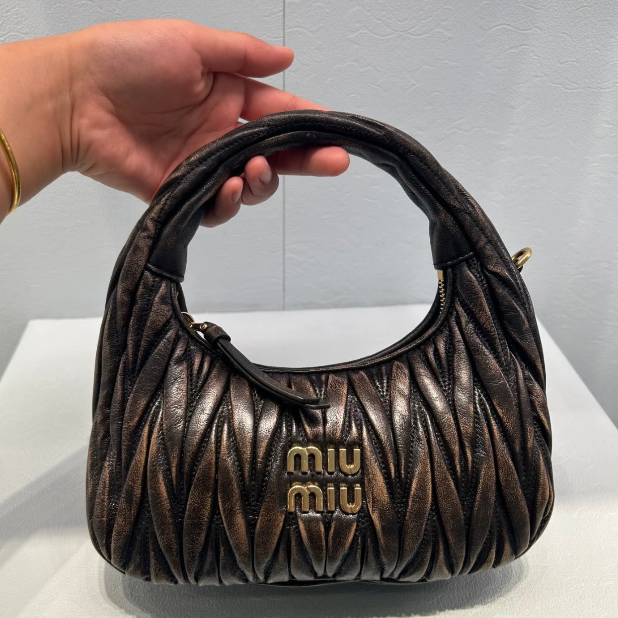 MIU M WANDER BAG