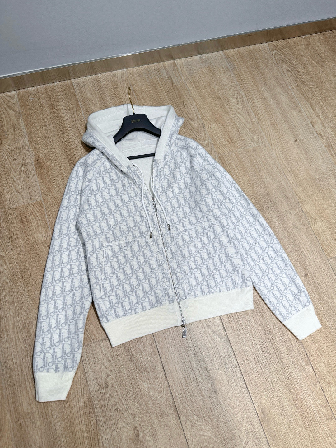 CD ZIP HOODIE