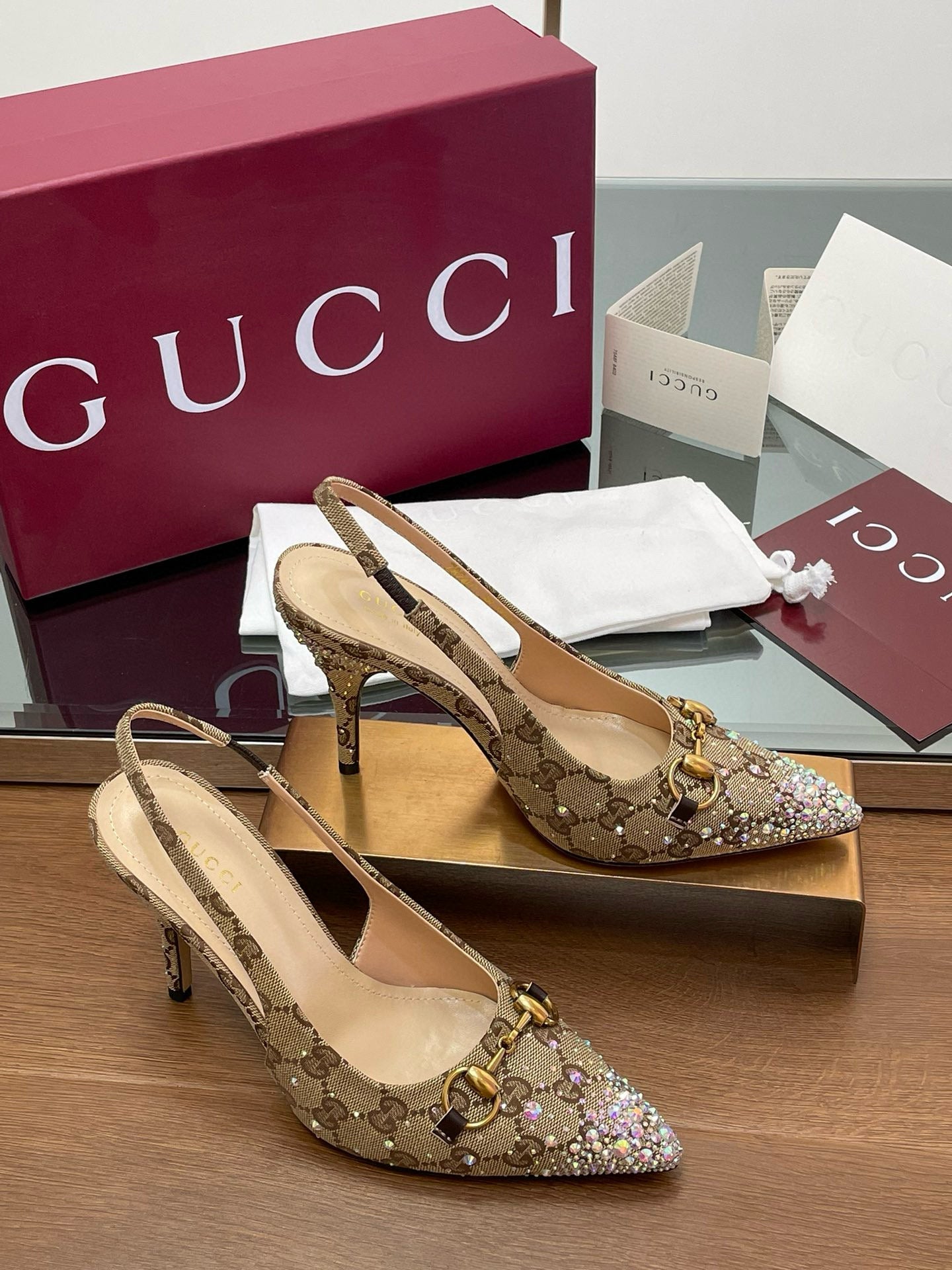 GG HEELS