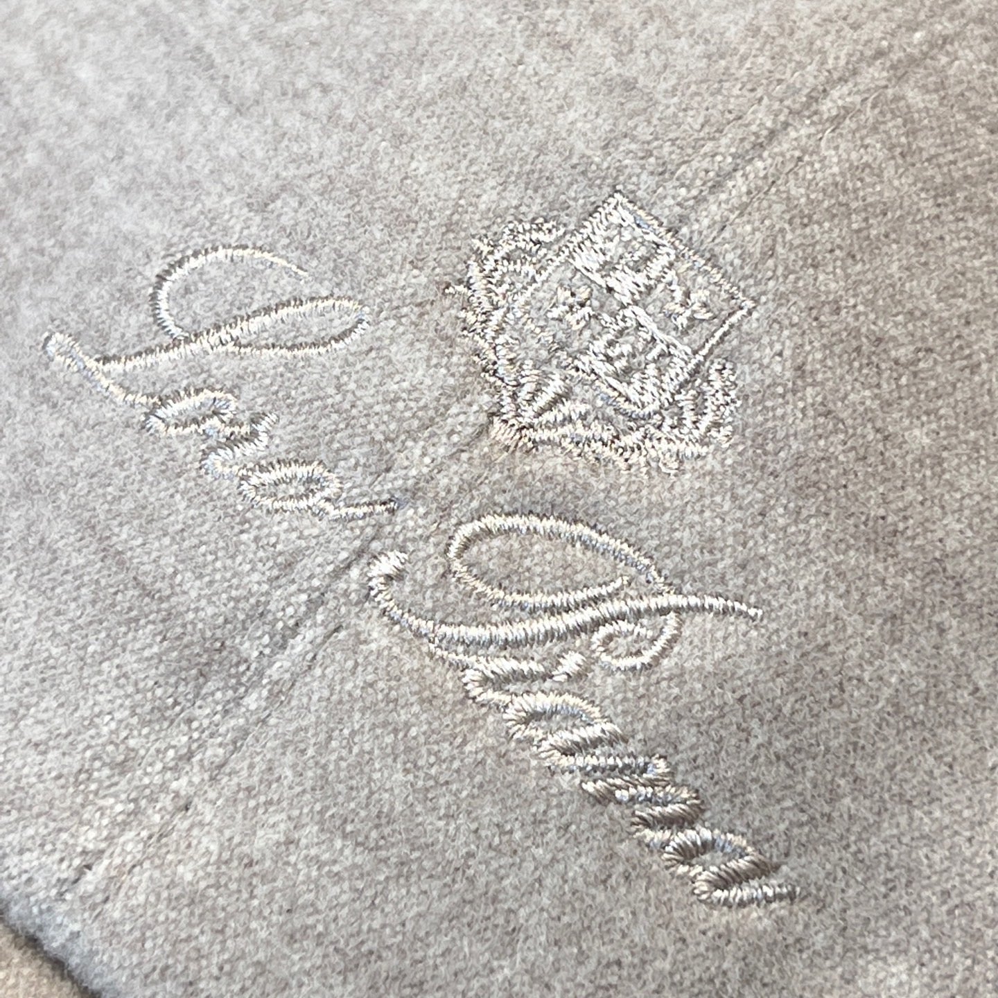 LORO P CASHMERE CAP