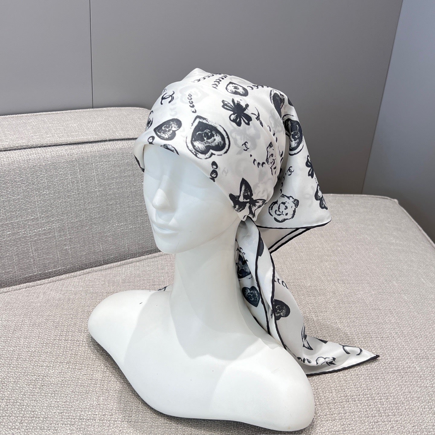 CC SILK SCARF