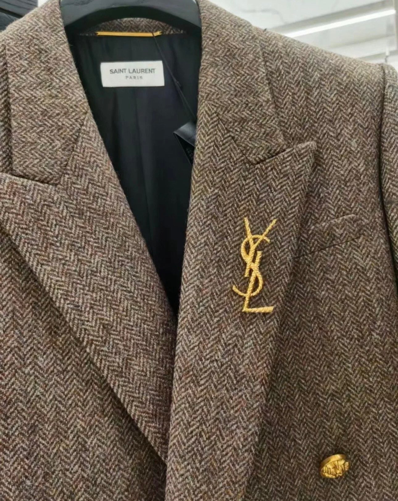 SL BROOCHE