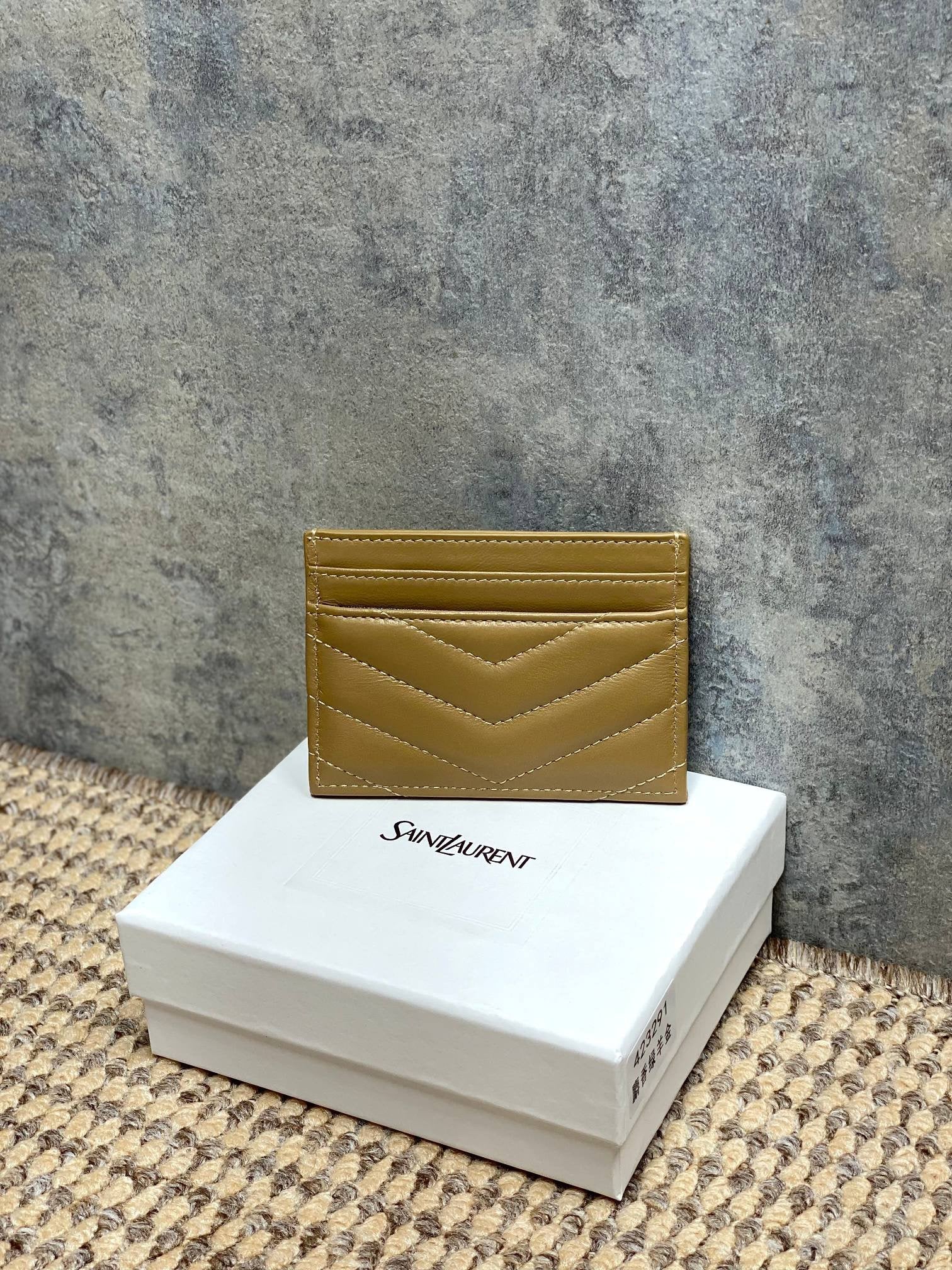 SL CARD HOLDER