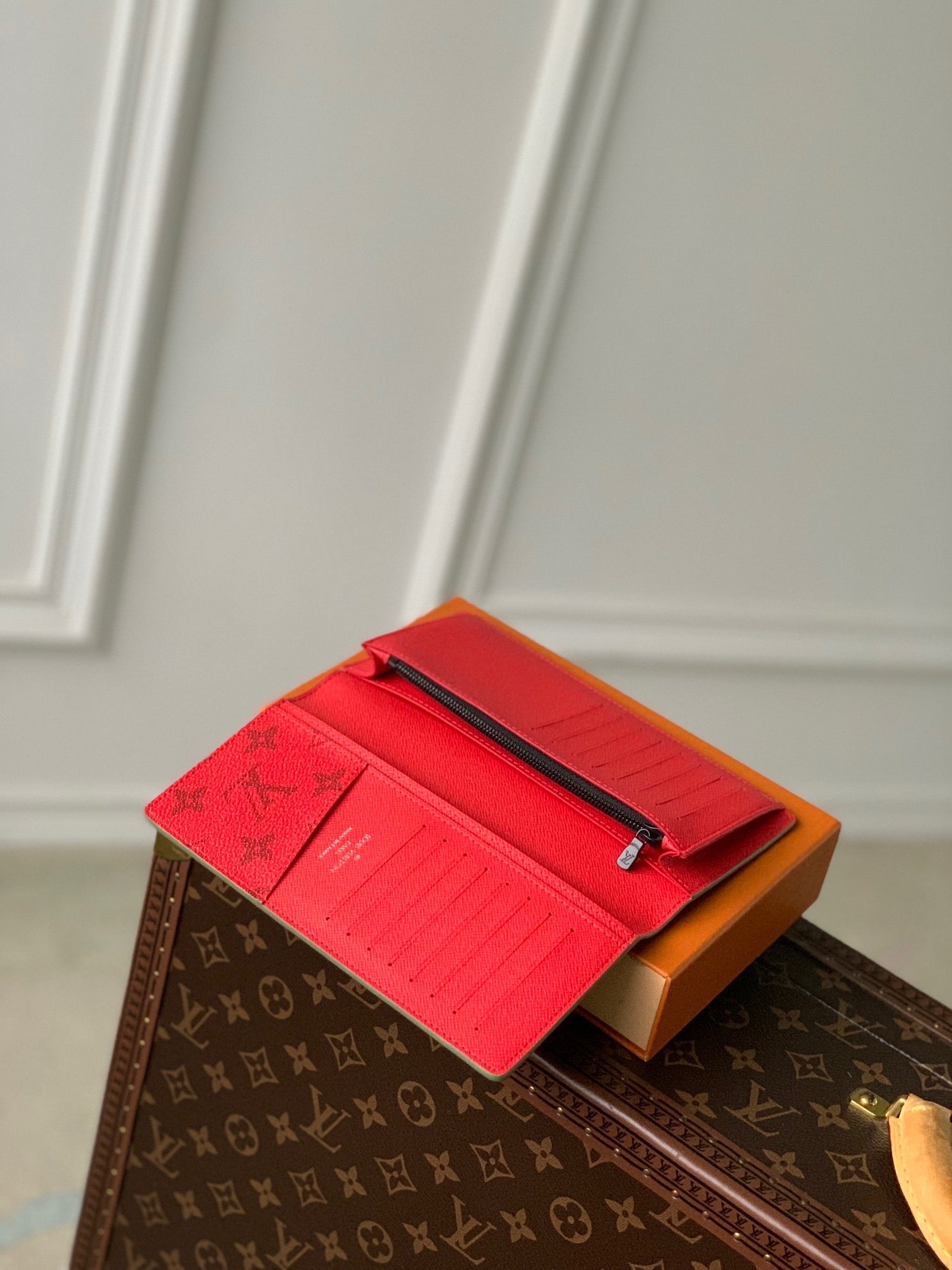 LOU WALLET