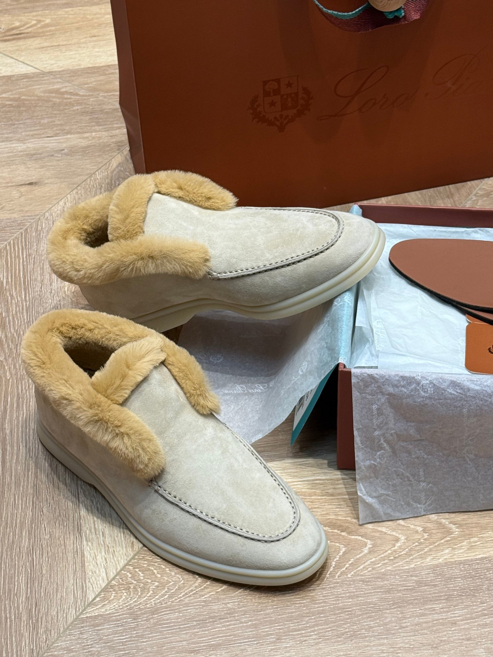 LORO P OPEN WALK BOOTS