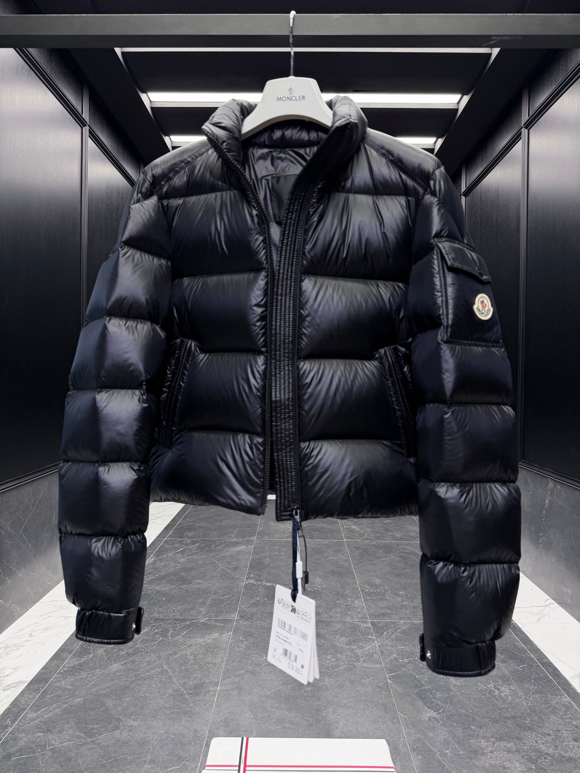 MONC PETRA JACKET