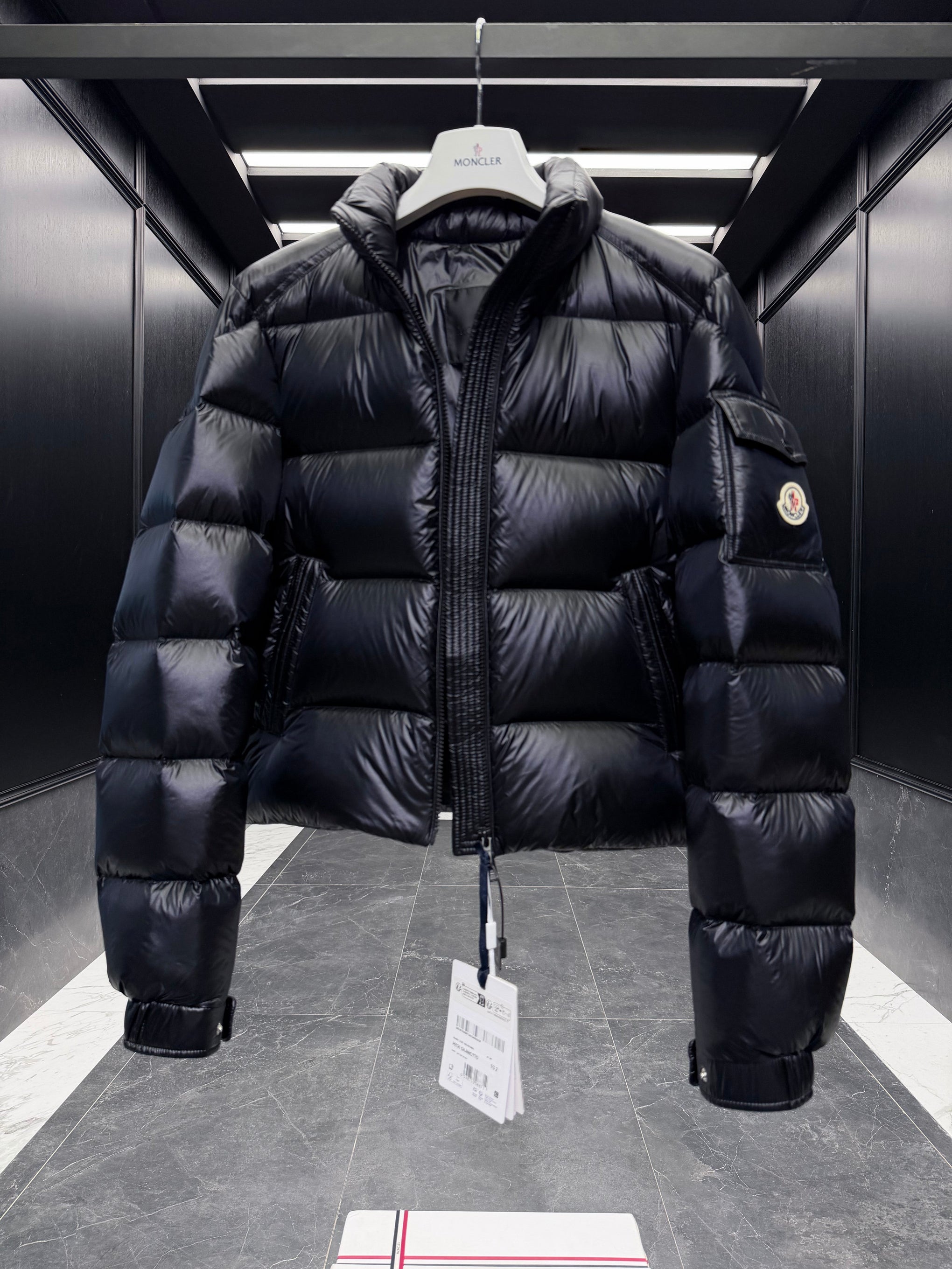MONC PETRA JACKET