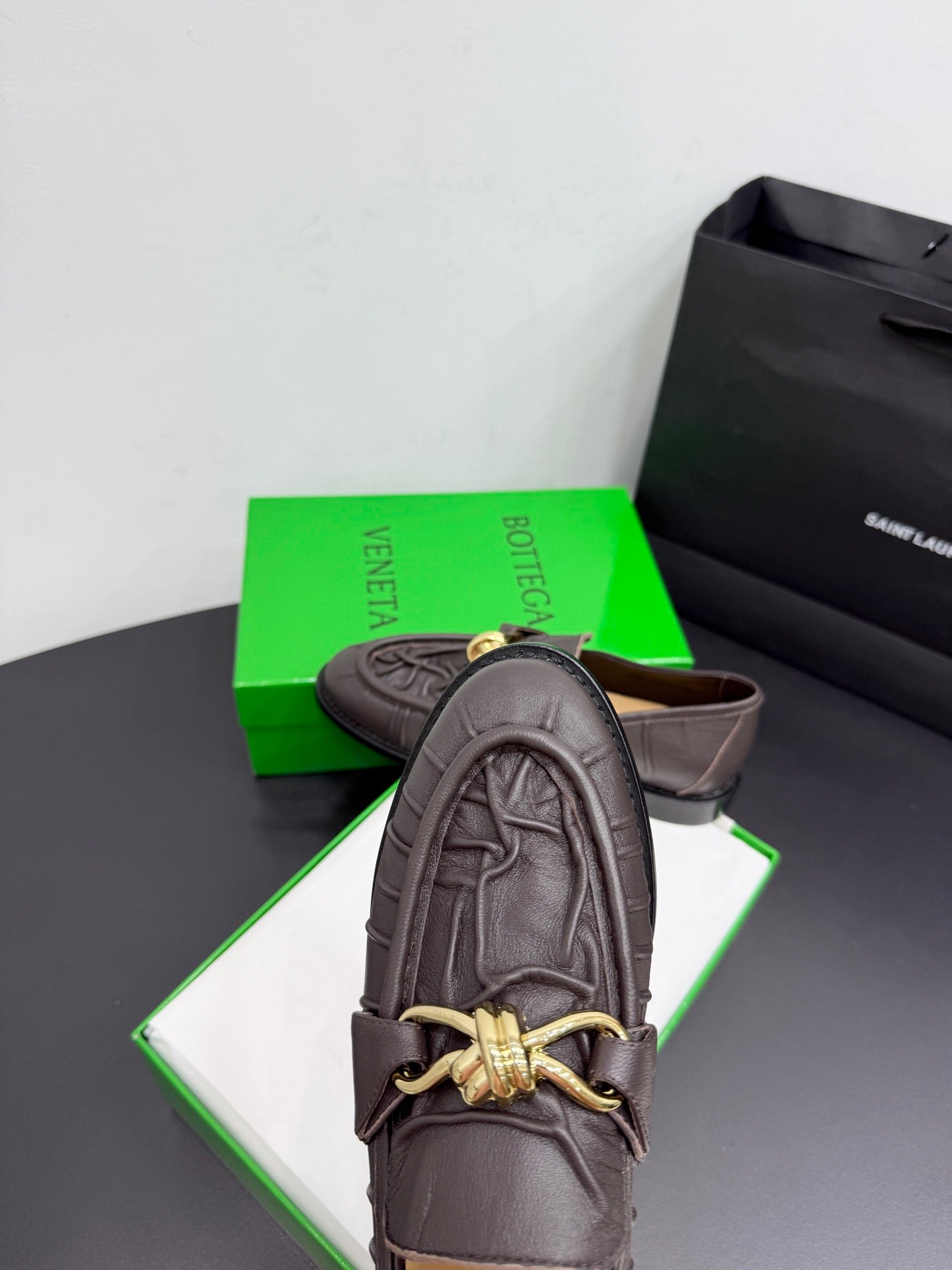 BOTT V LOAFERS
