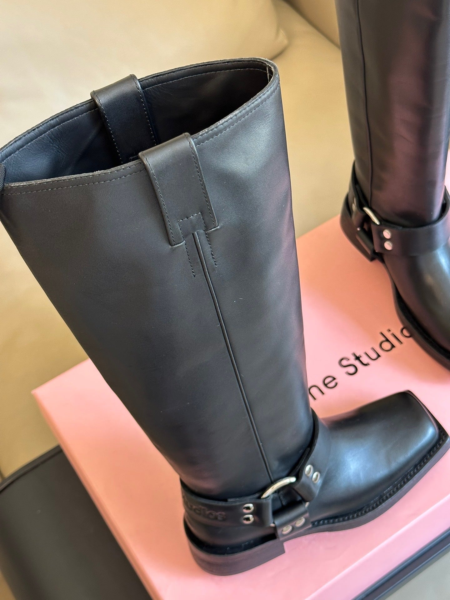 ACNE BOOTS