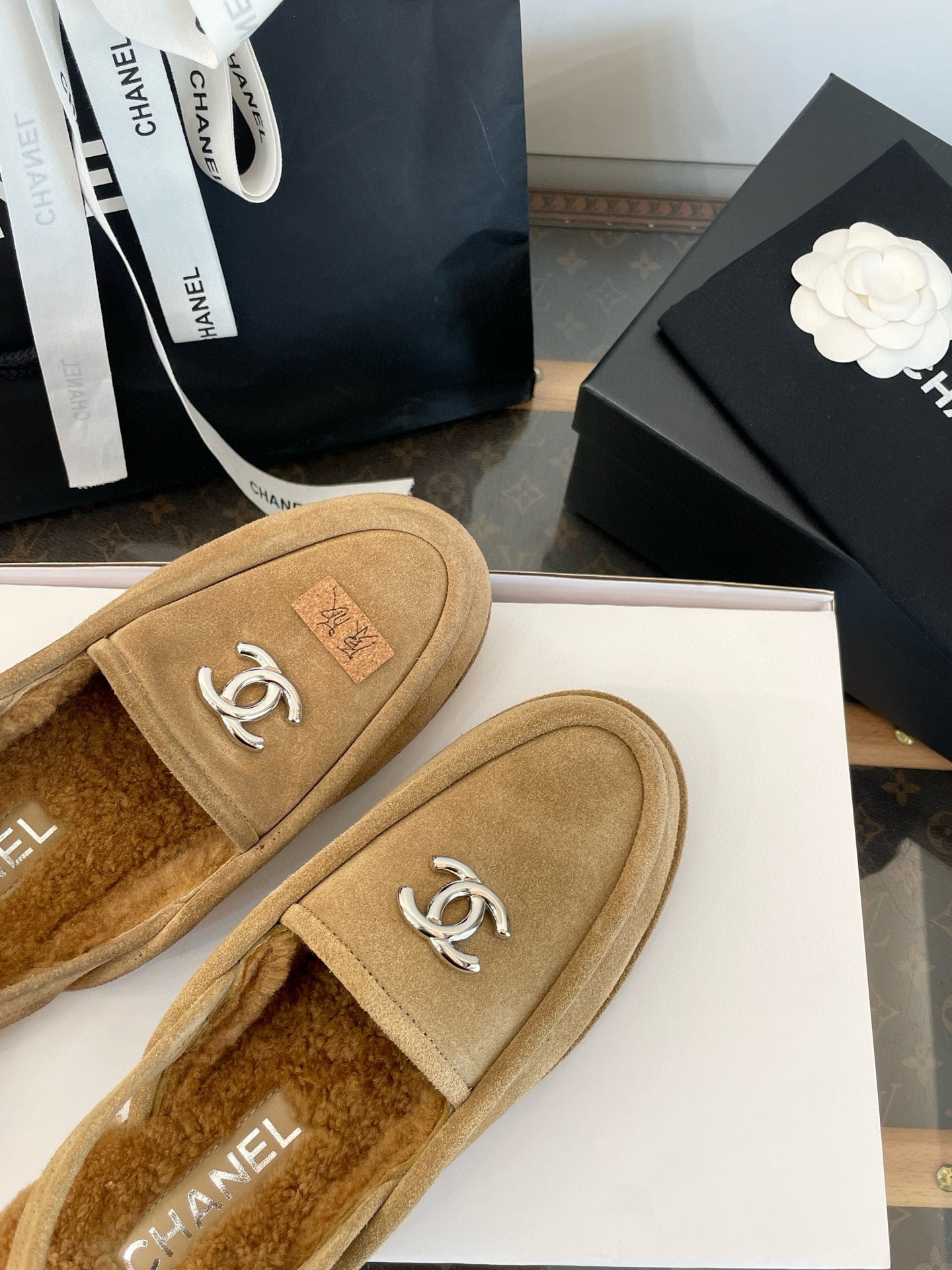 CC FUR MULES