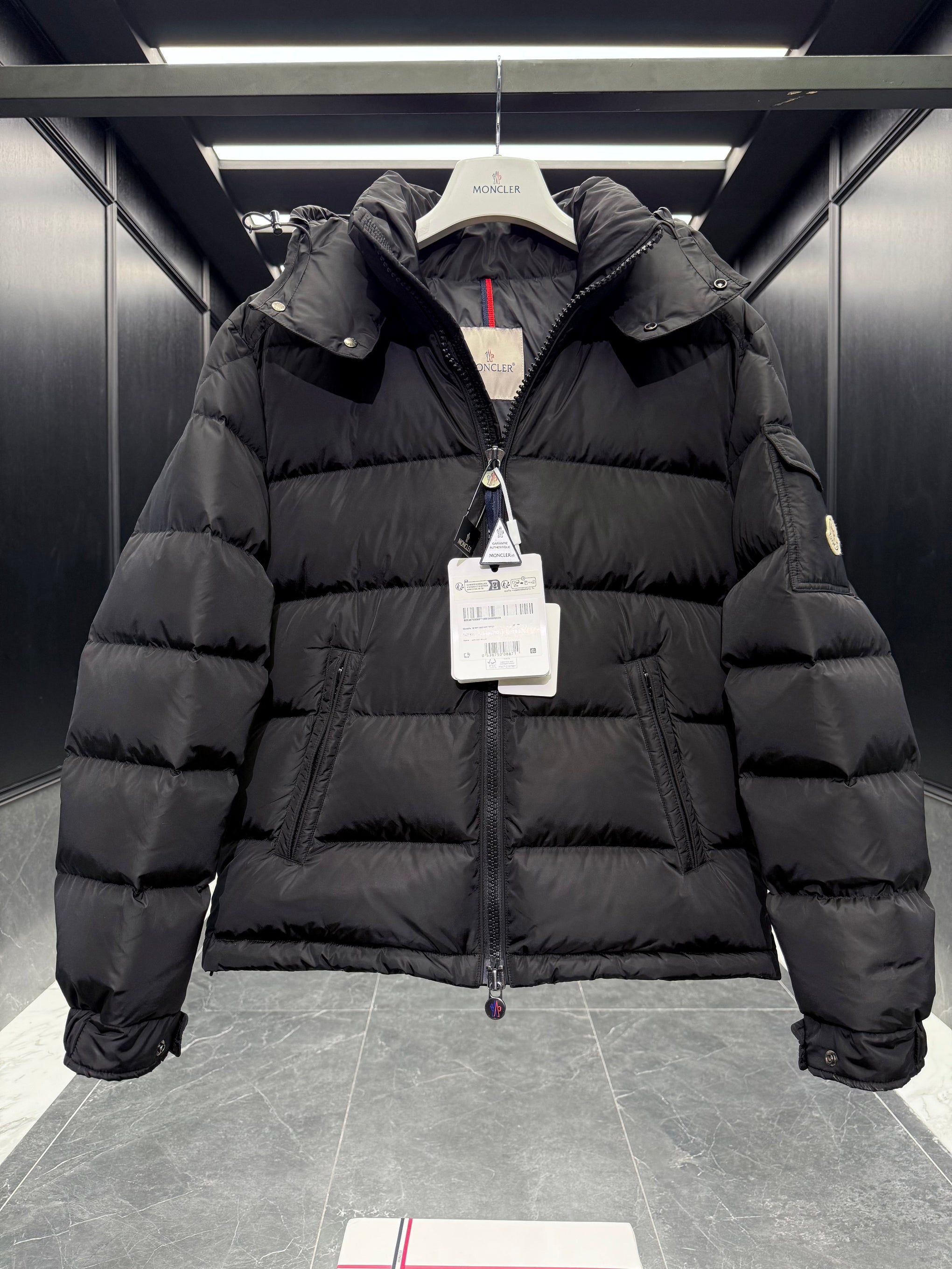 MONC MAYA JACKET