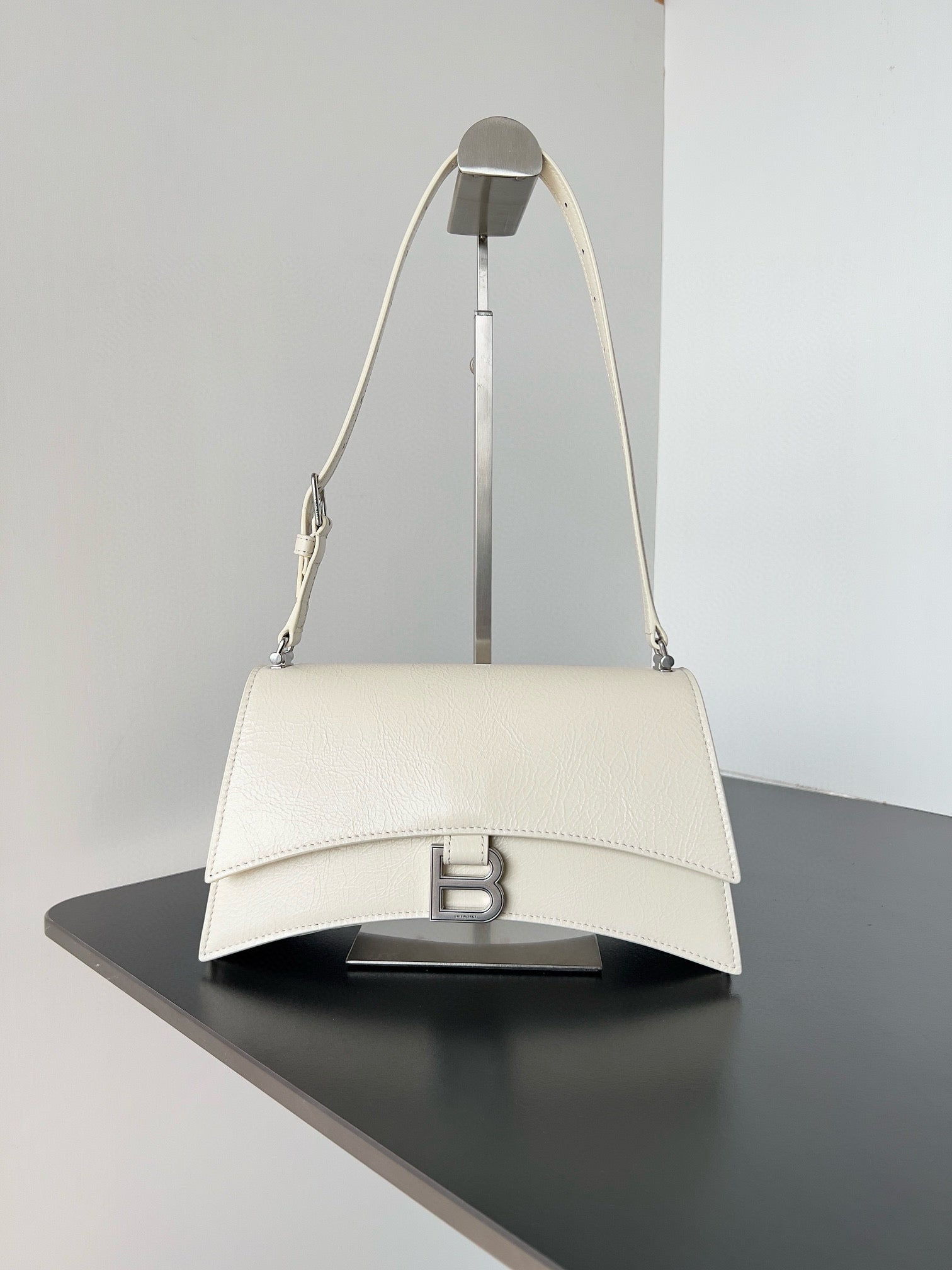 BAL SMALL CRUSH BAG