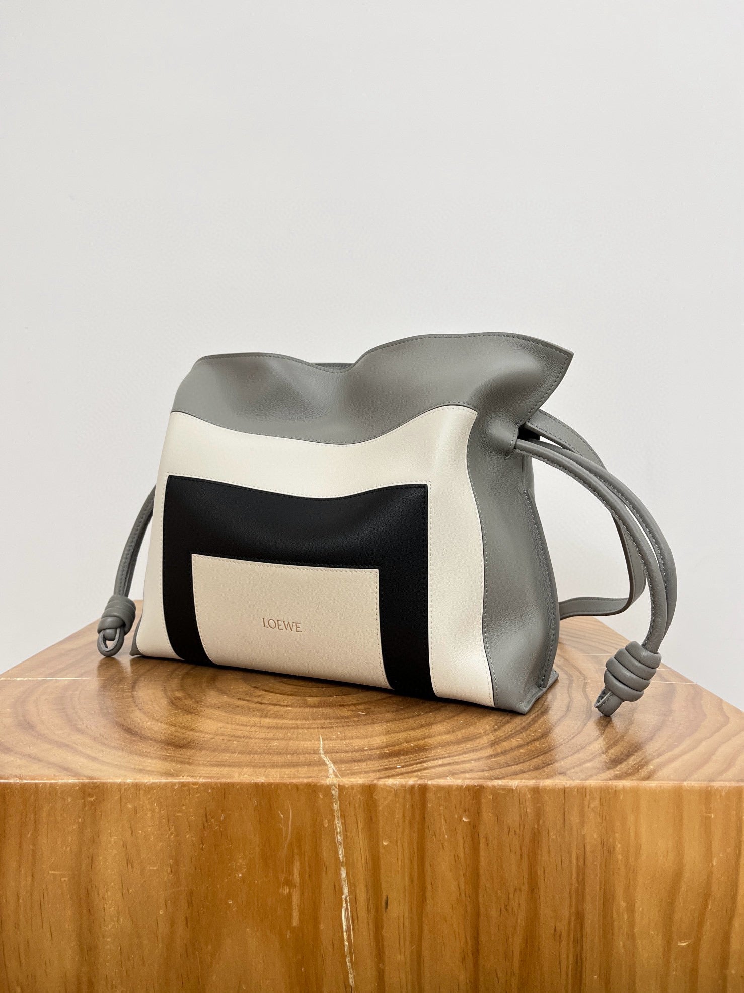 LOEW FLAMENCO MEDIUM POUCH