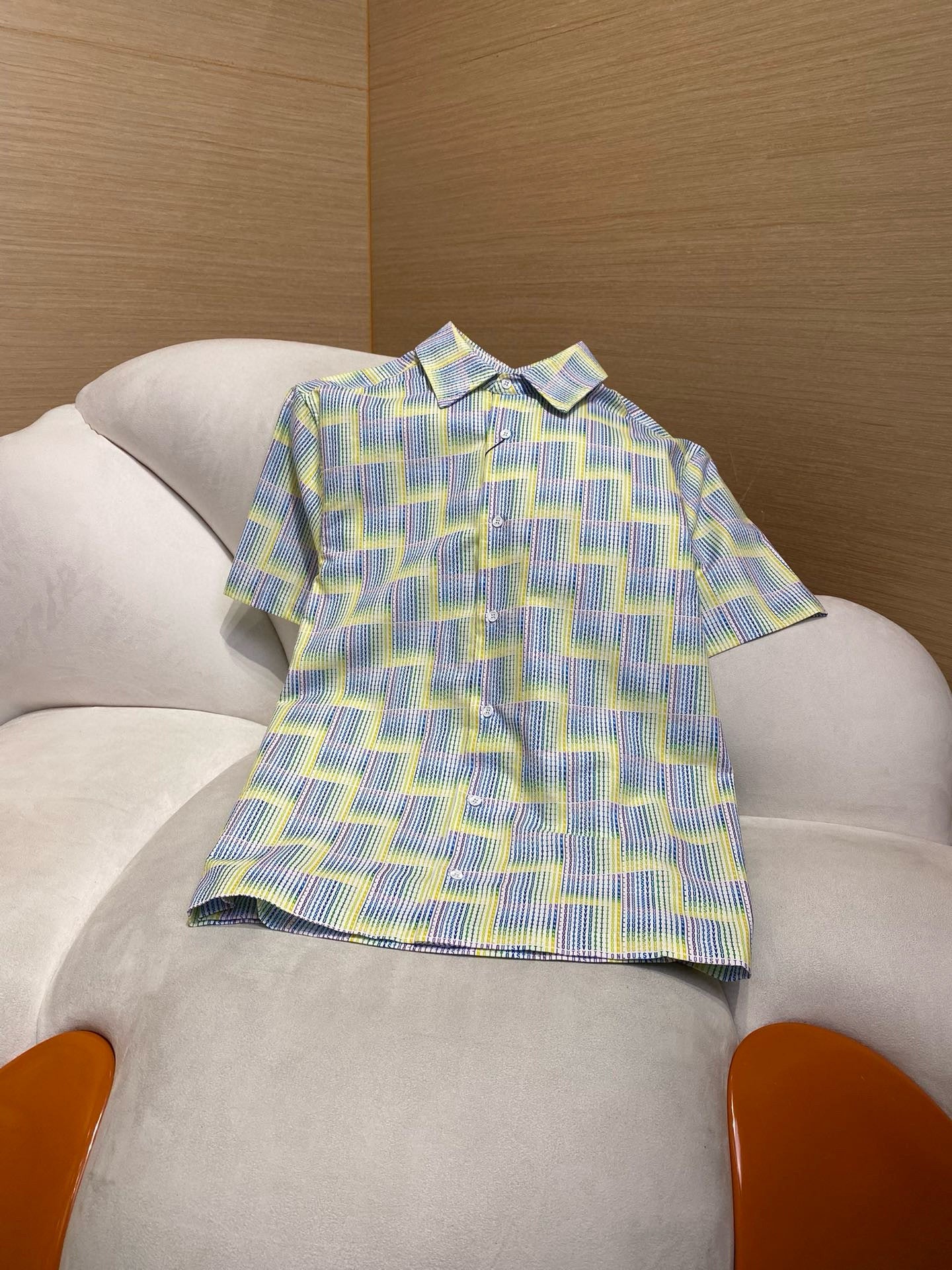 LOU SHIRT