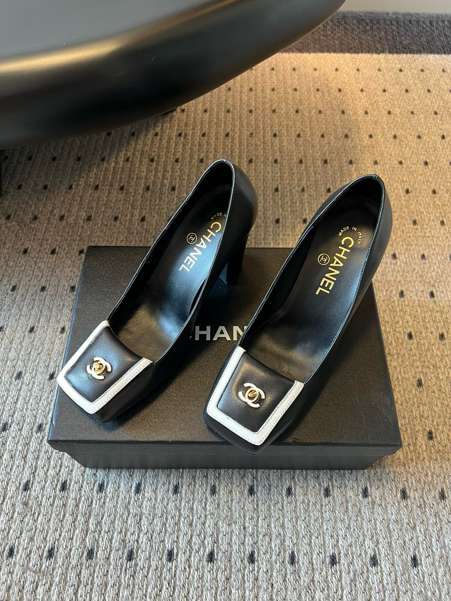 CC HEELS