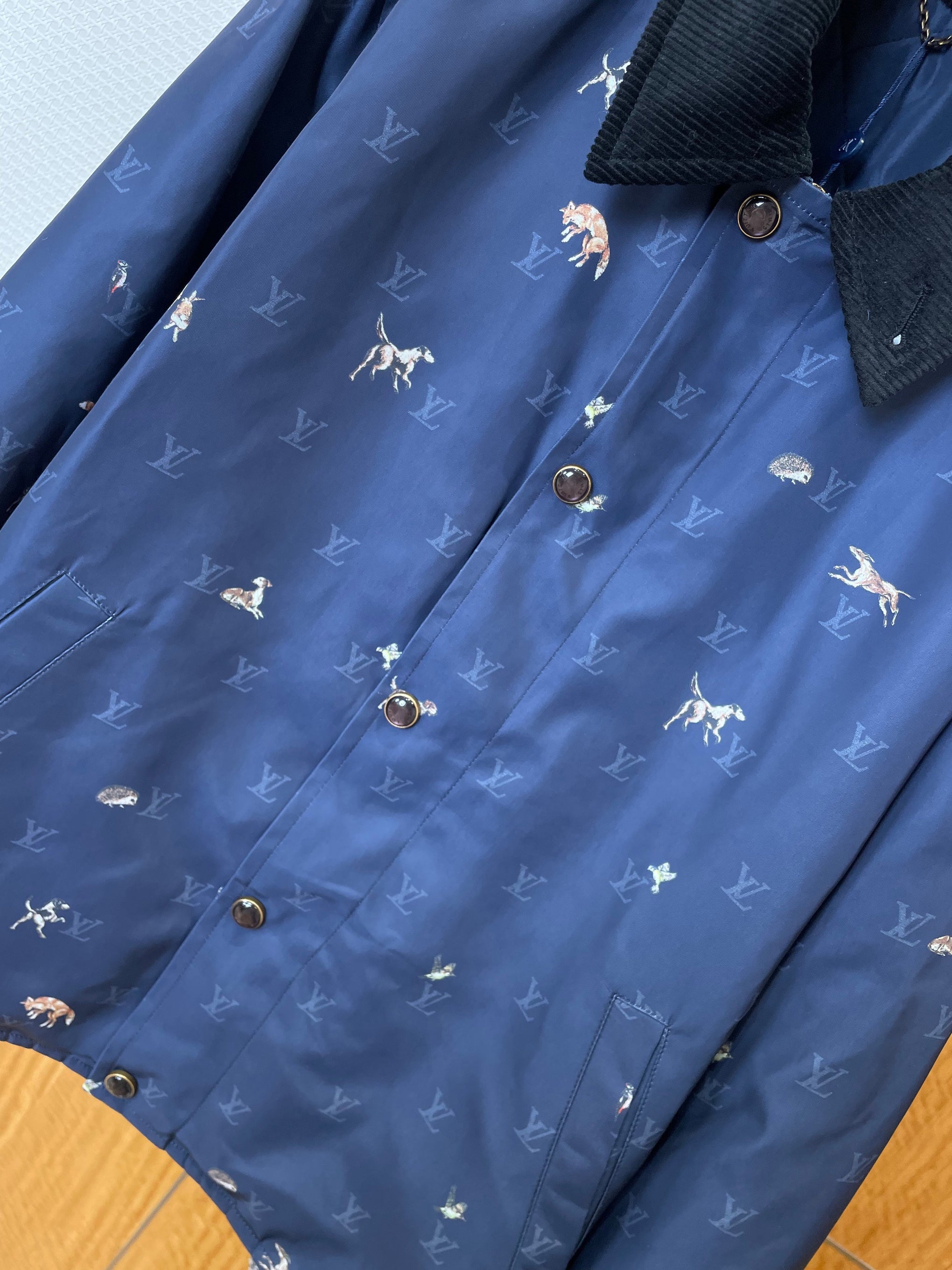LOU JACKET
