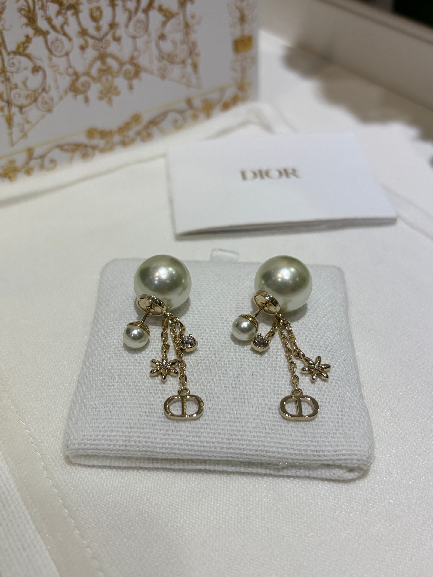 CD EARRINGS