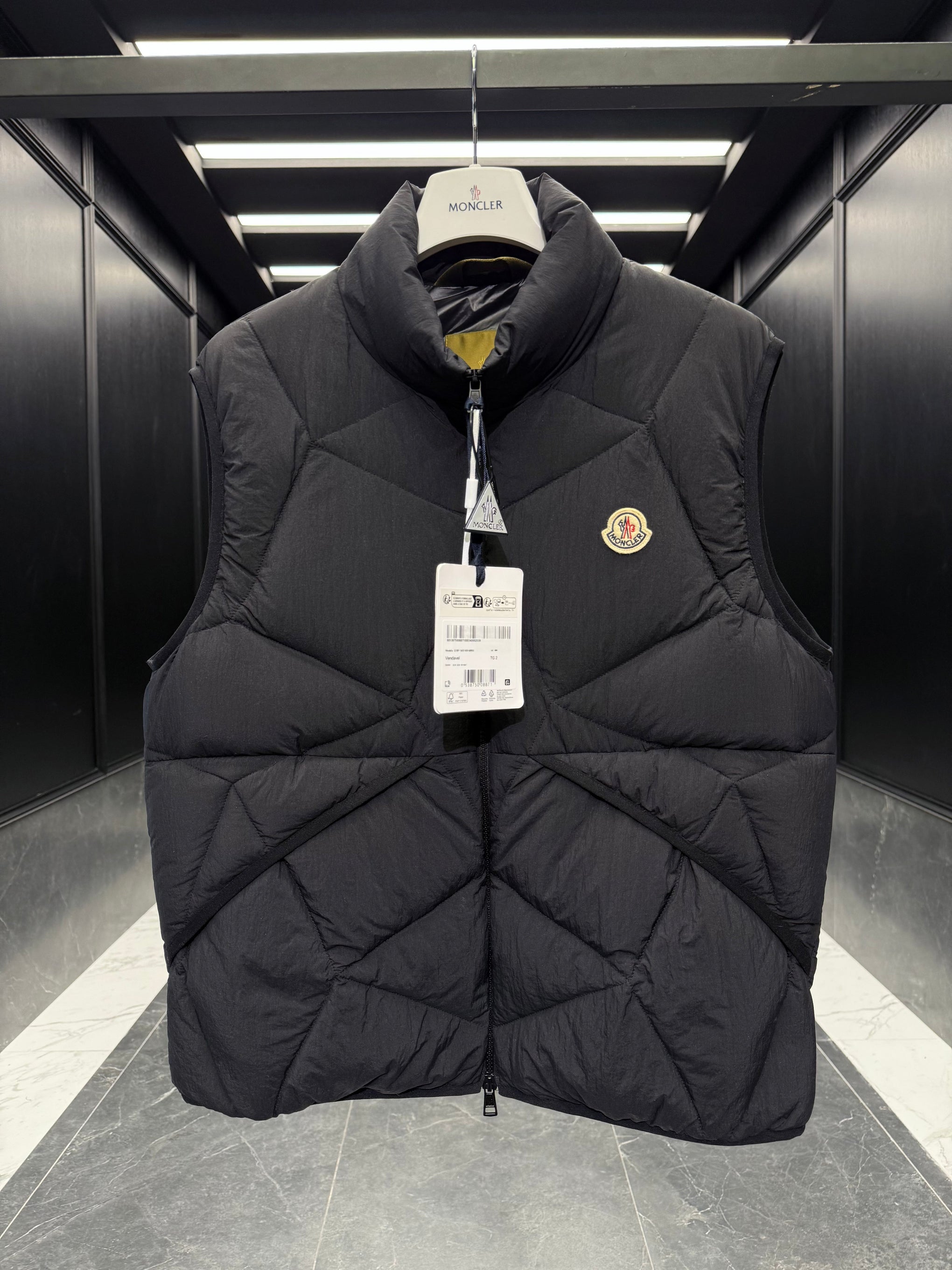 MONC VENDAVEL VEST