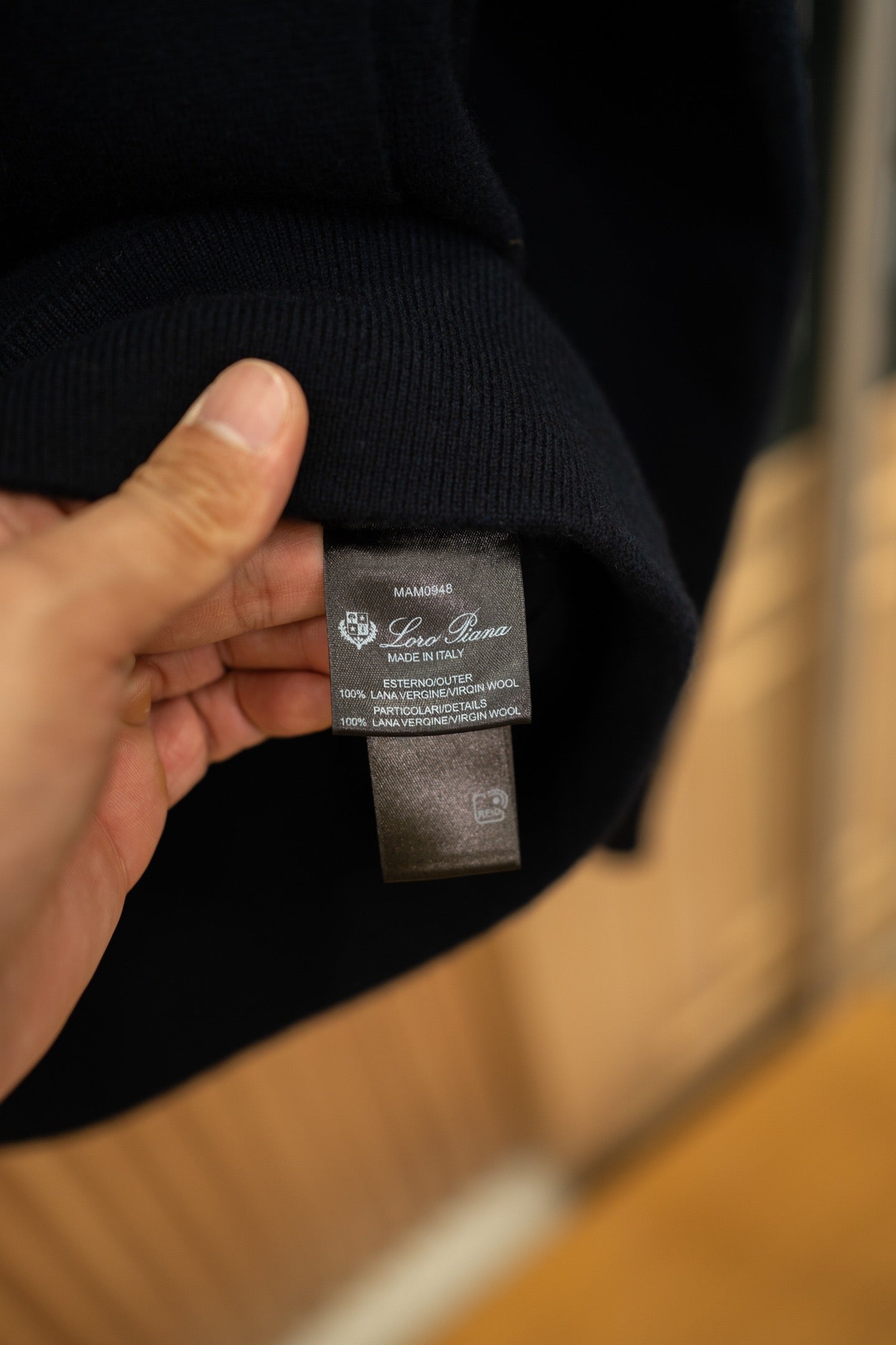 LORO P MERINO WOOL ZIP HOODIE