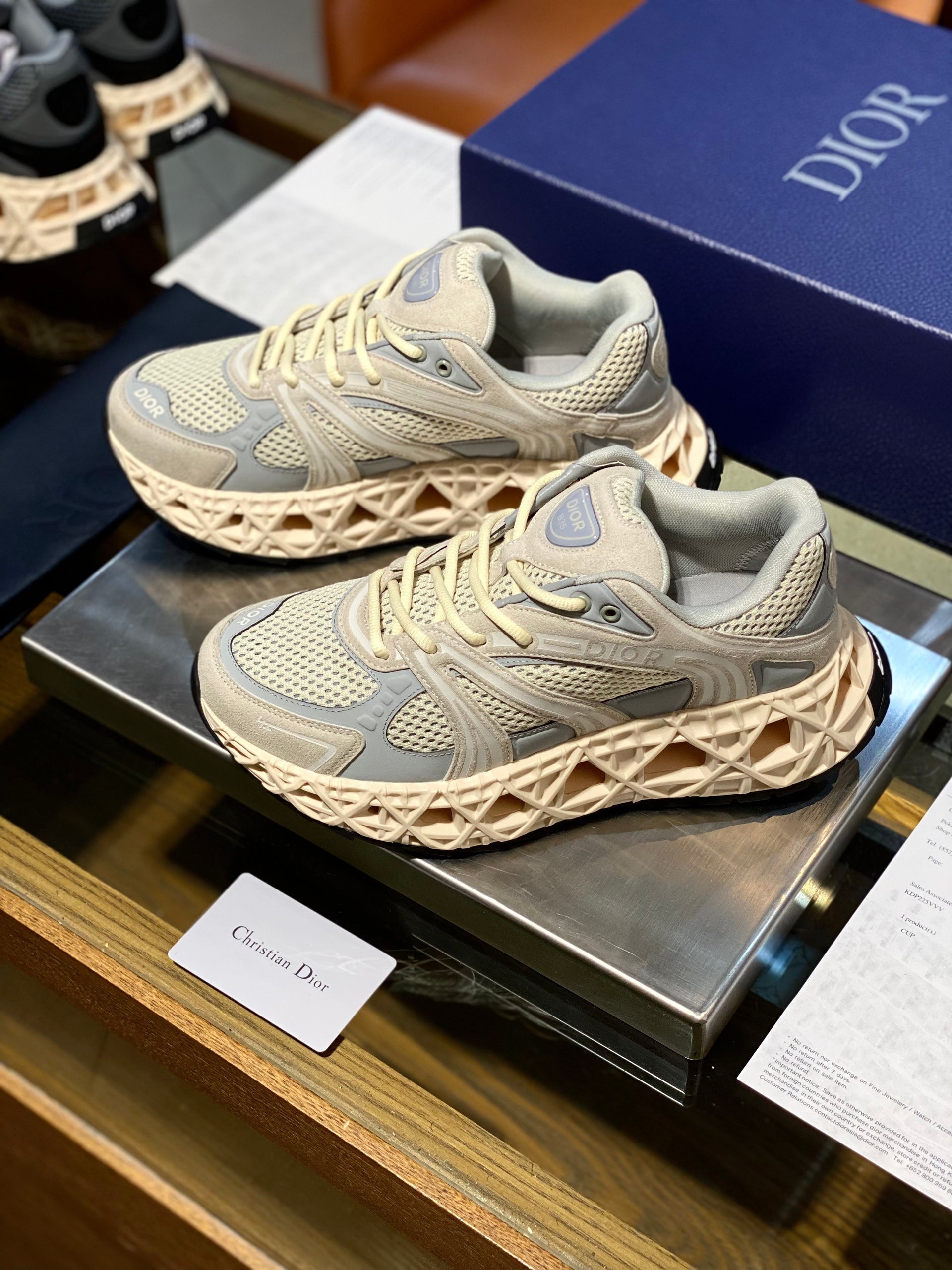CD B35 SNEAKERS