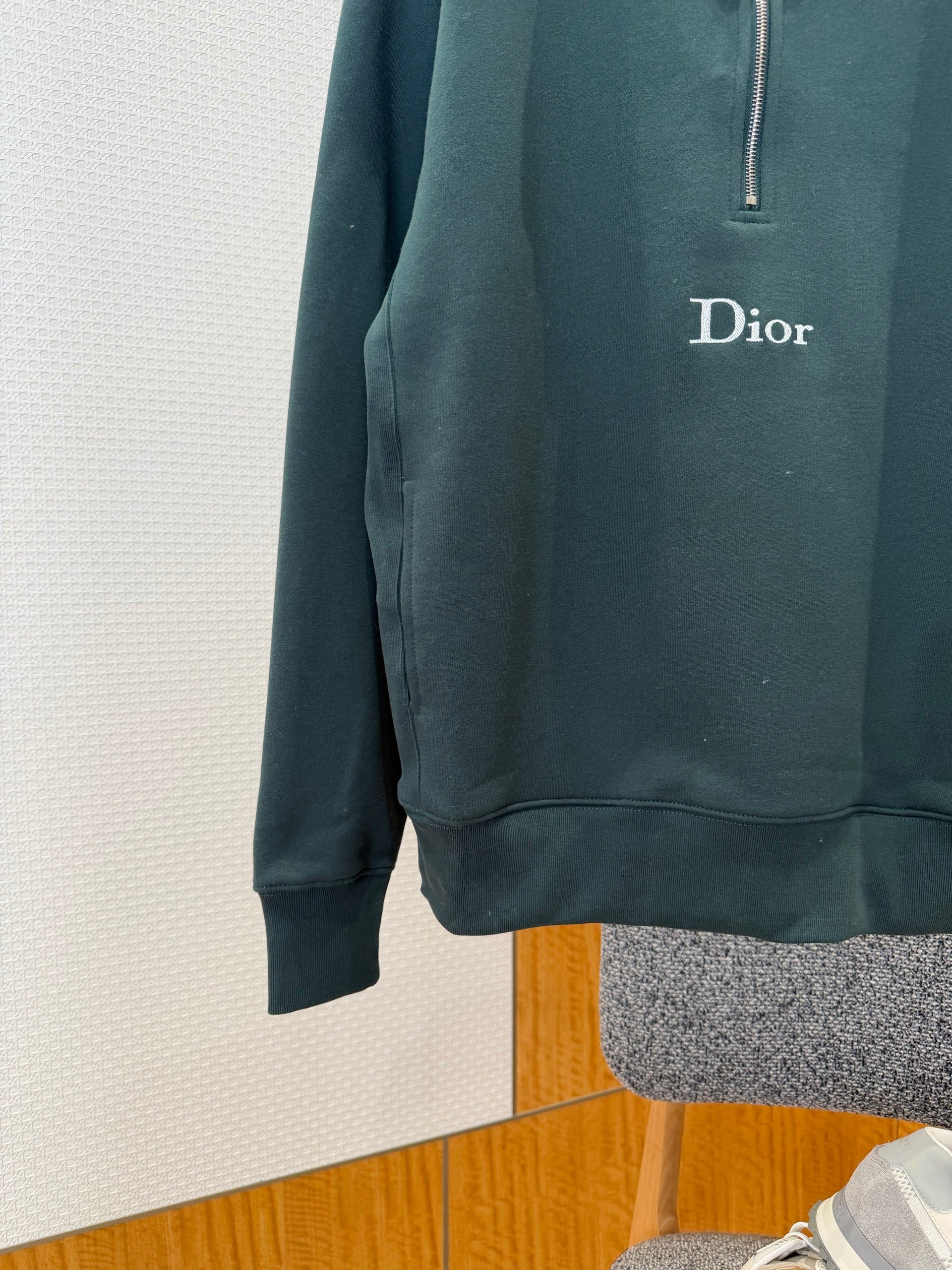 CD SWEATSHIRT