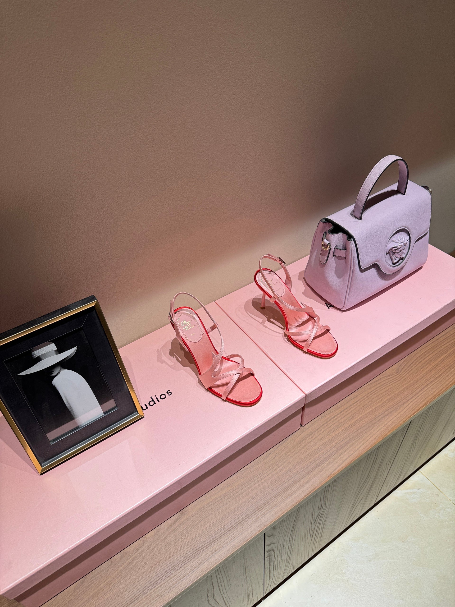 ROGER V HEELS