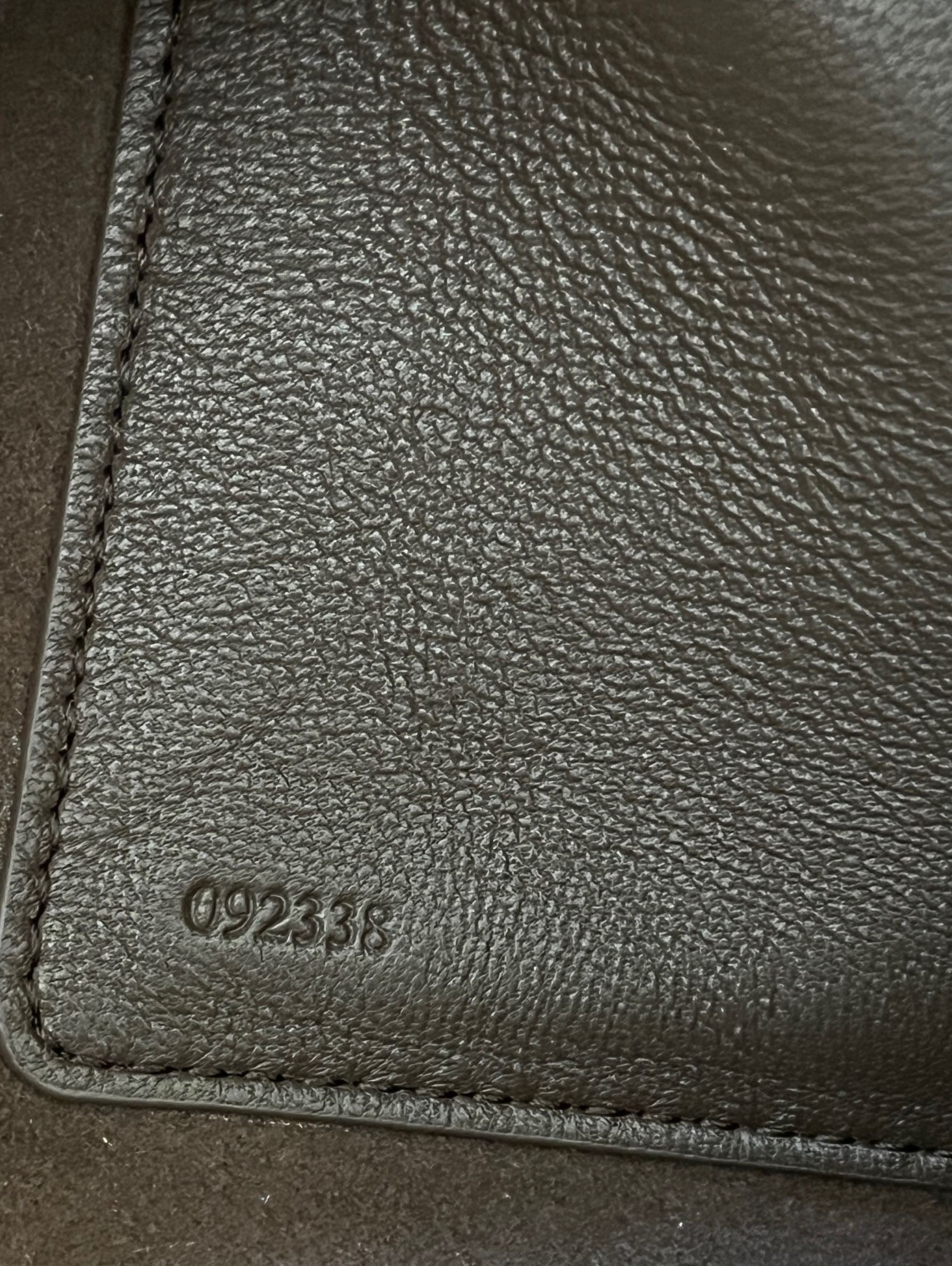 LOEW SMALL SQUEEZE BAG