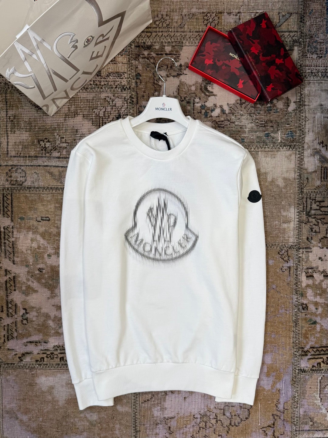 MONC SWEATSHIRT