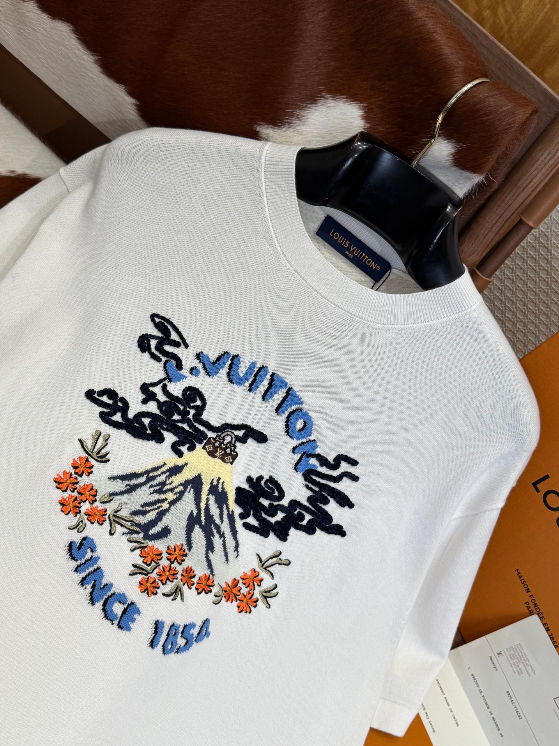 LOU T-SHIRT