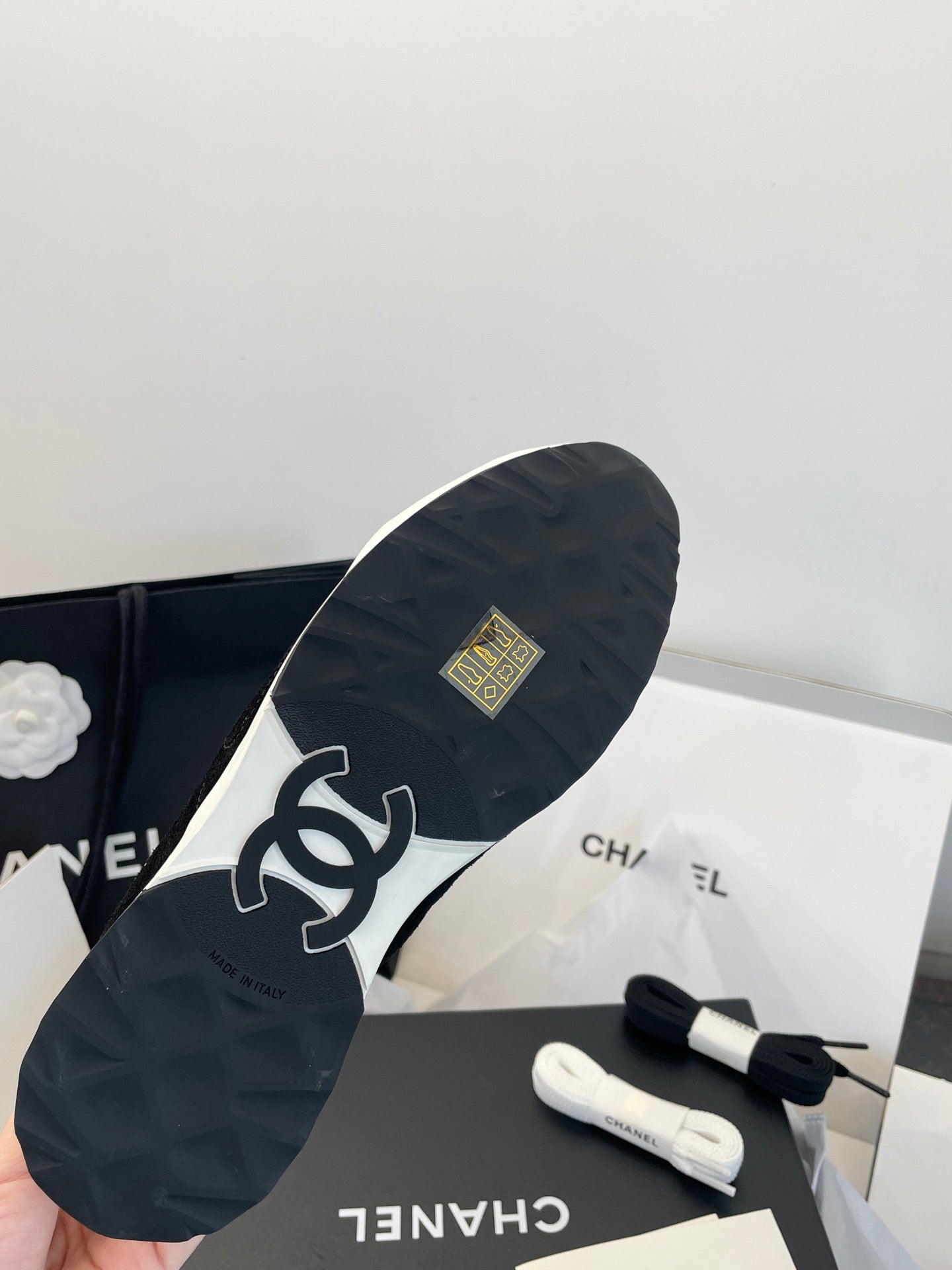 CC SNEAKER