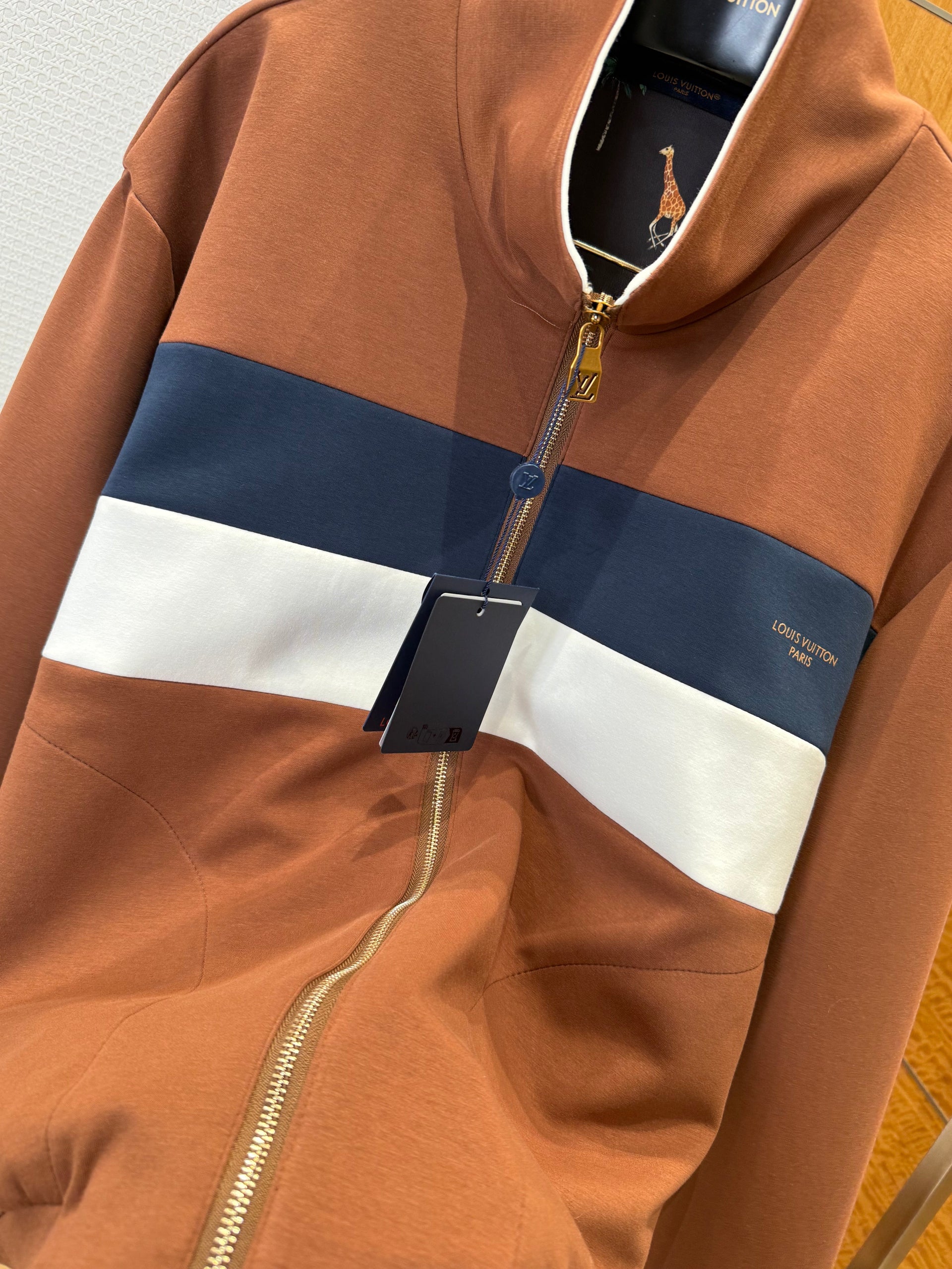 LOU JACKET