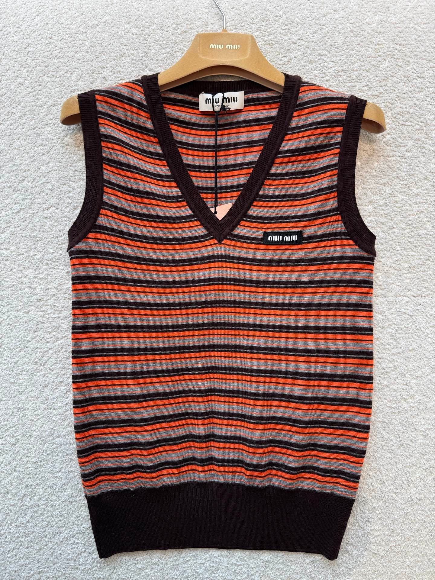MIU M KNITTED VEST
