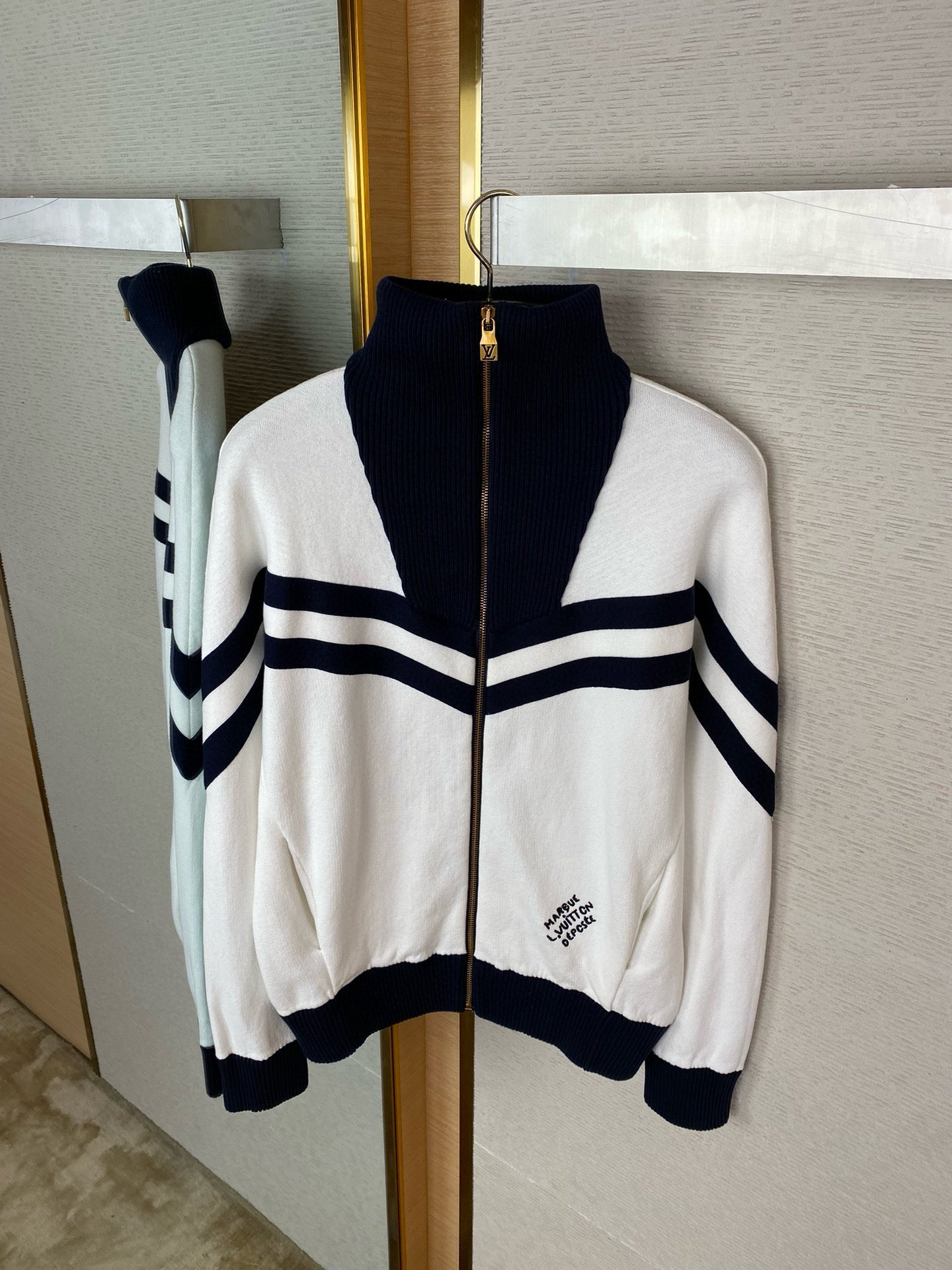 LOU ZIP JUMPER